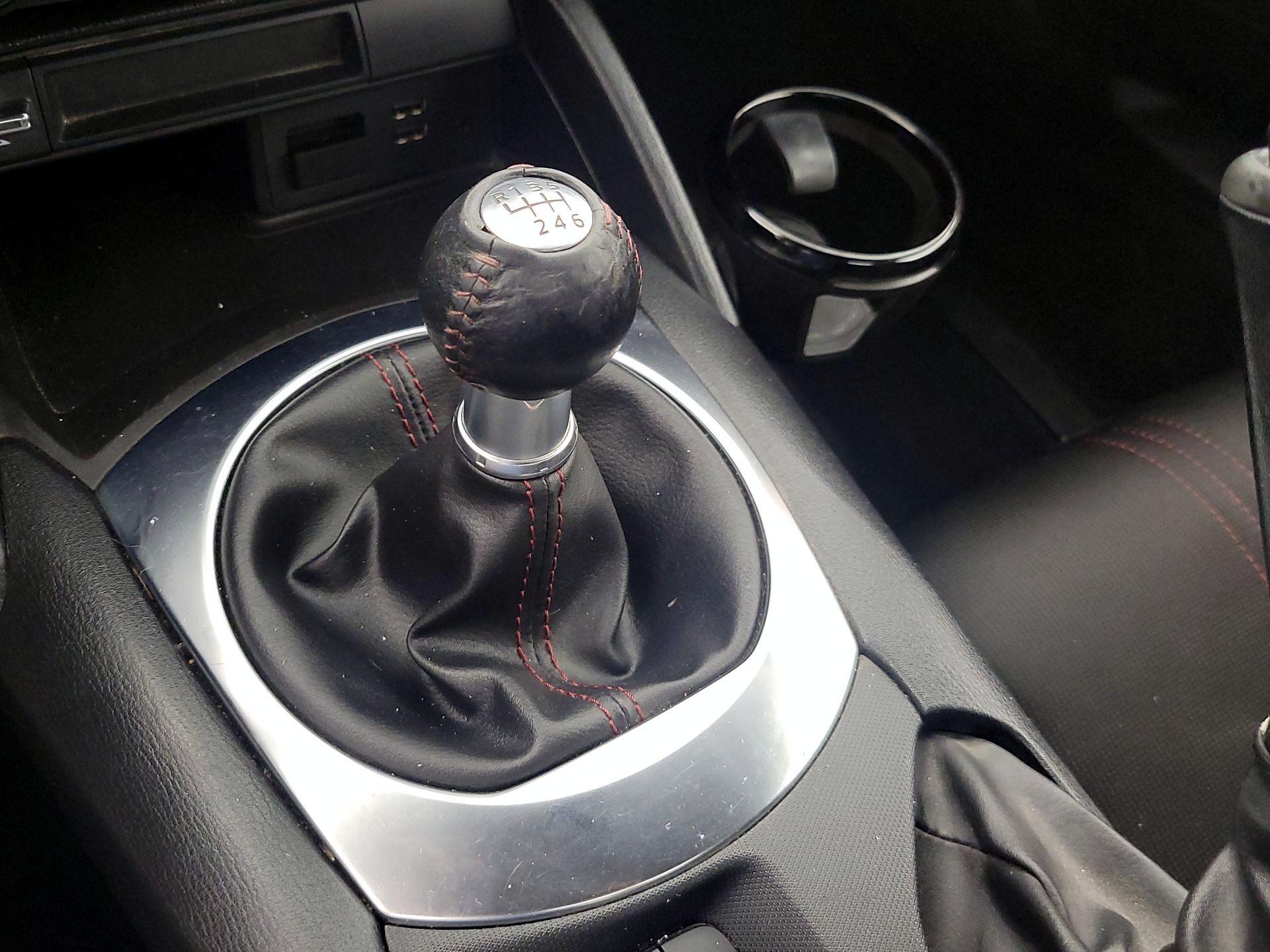 Thumbnail: 2017 Mazda MX-5 Miata - 18