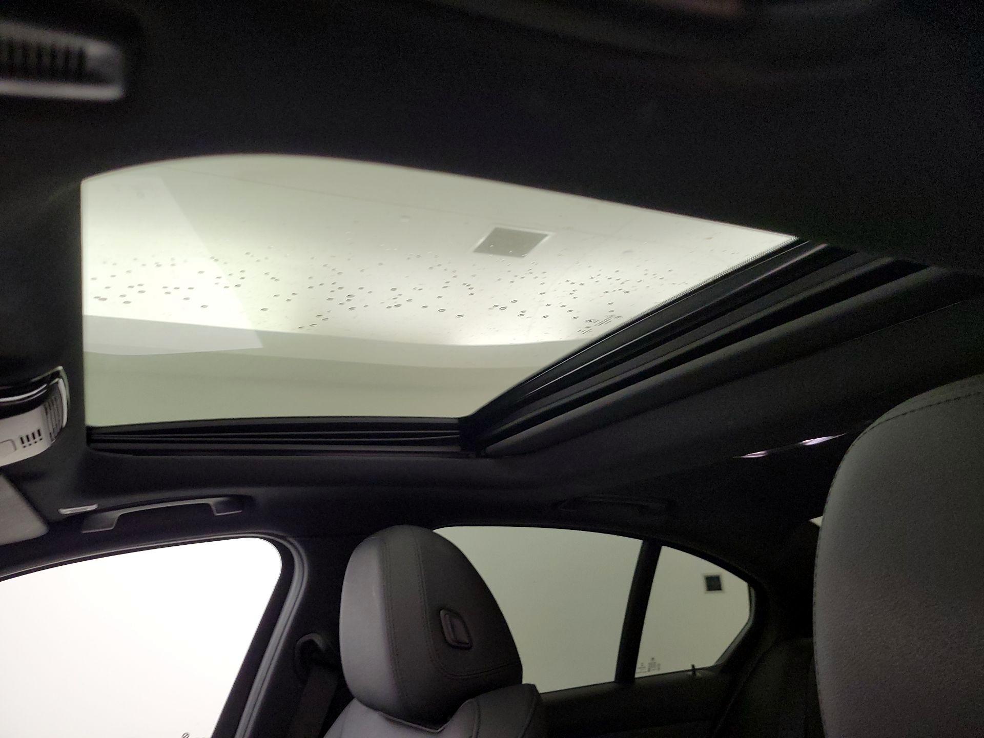 Thumbnail: 2021 BMW 3 Series - 20