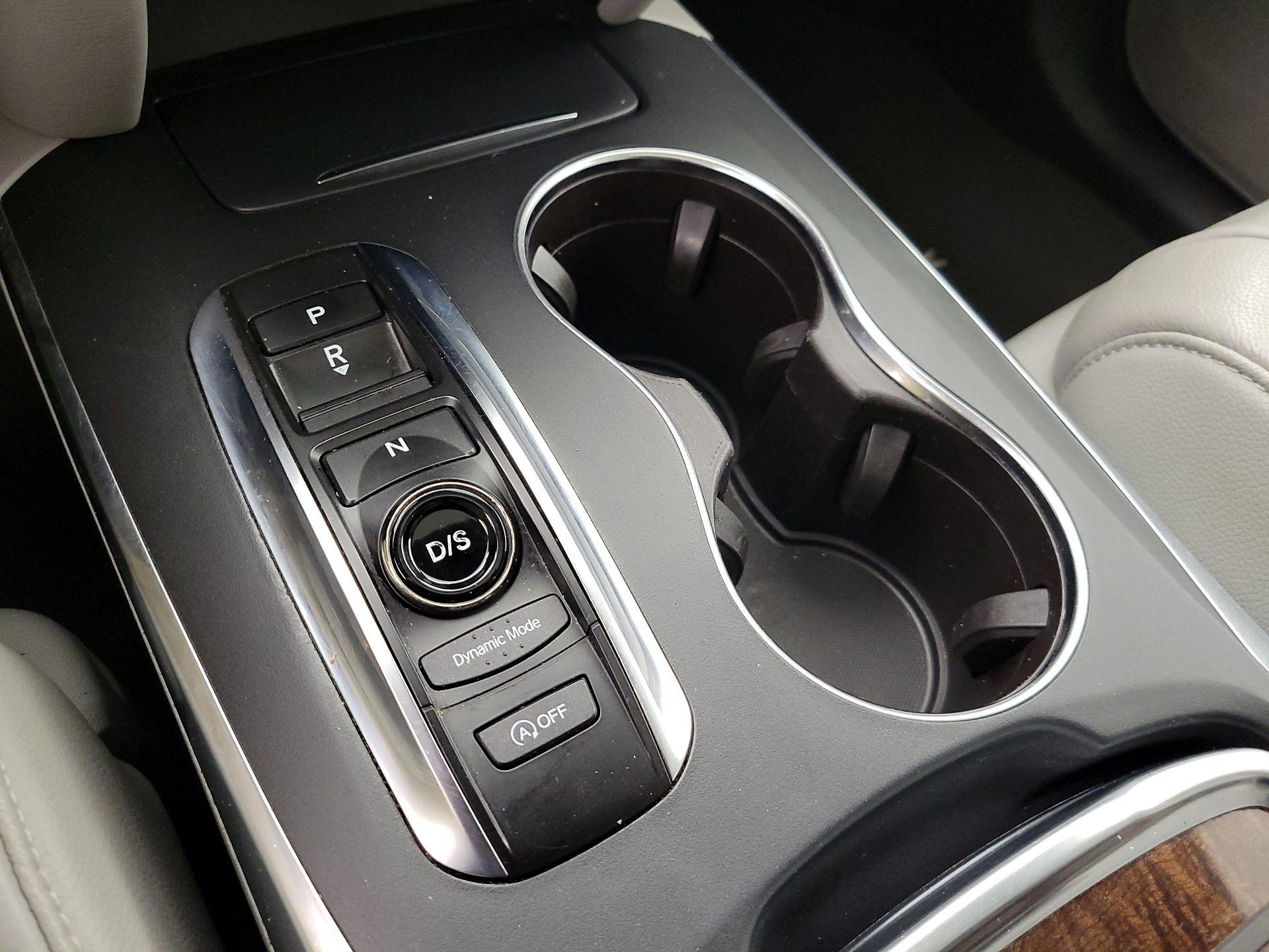 Thumbnail: 2019 Acura MDX - 17