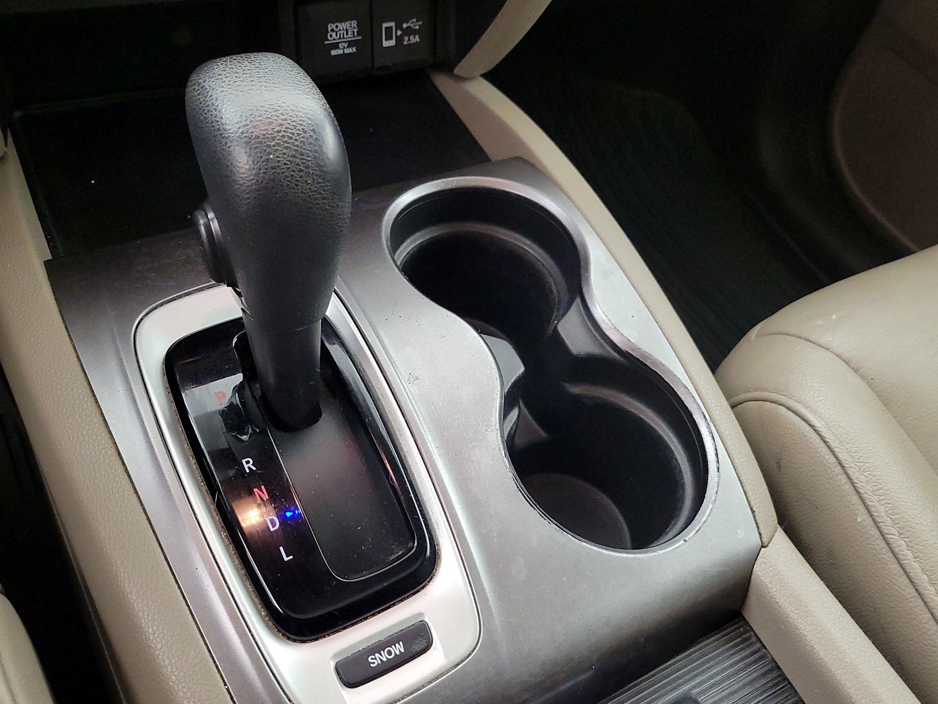 Thumbnail: 2019 Honda Pilot - 18