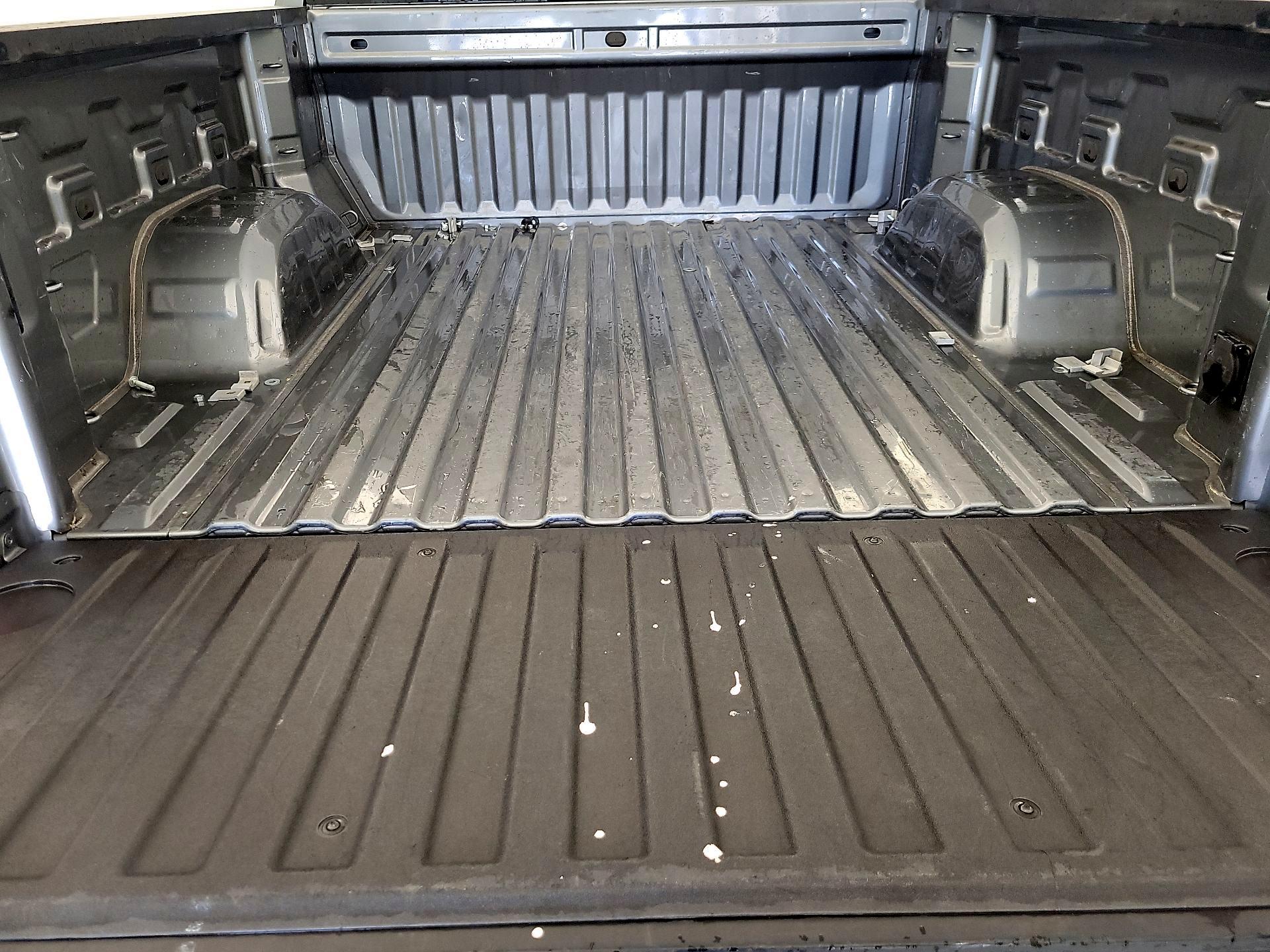 Thumbnail: 2019 Chevrolet Silverado 1500 - 20