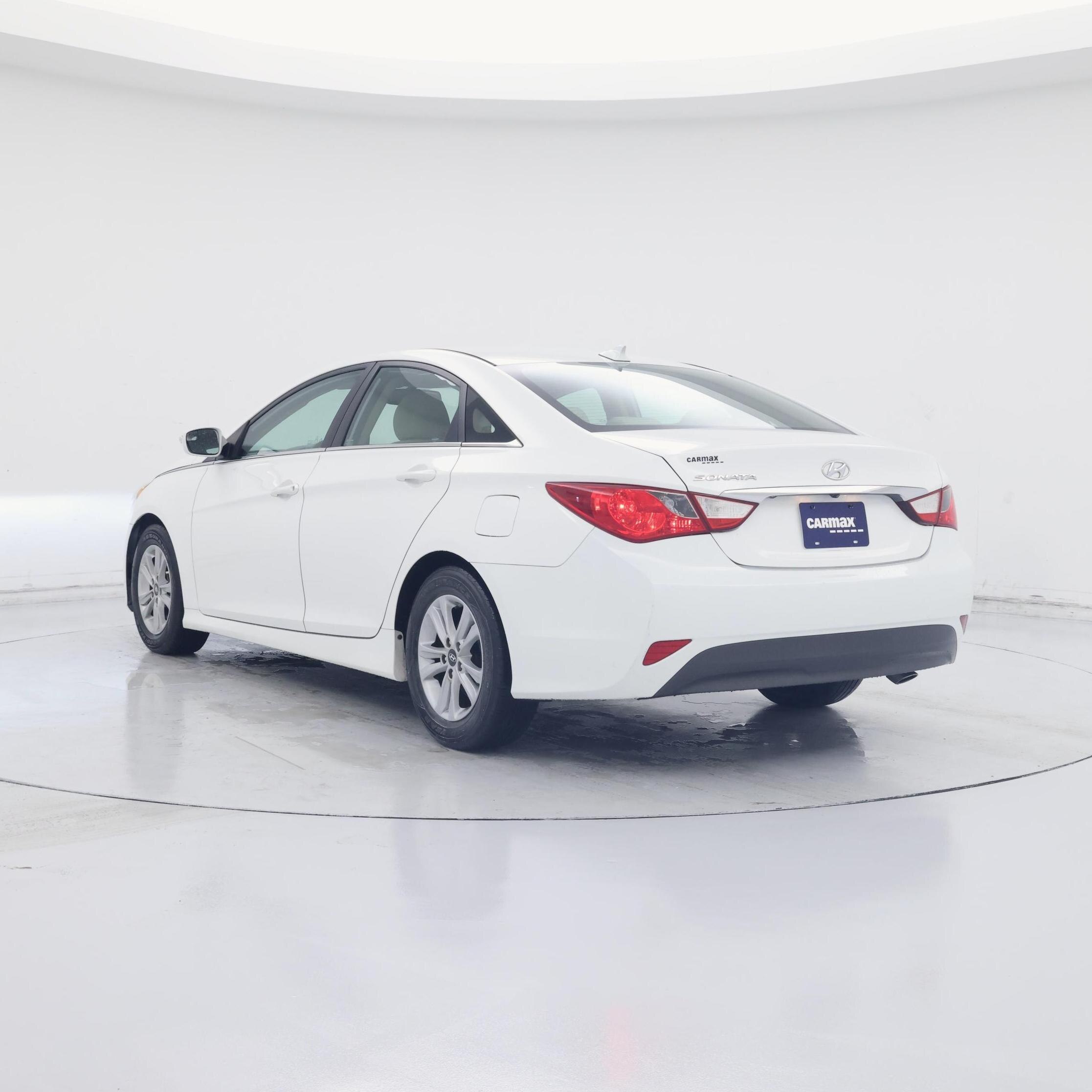 Thumbnail: 2014 Hyundai Sonata - 2
