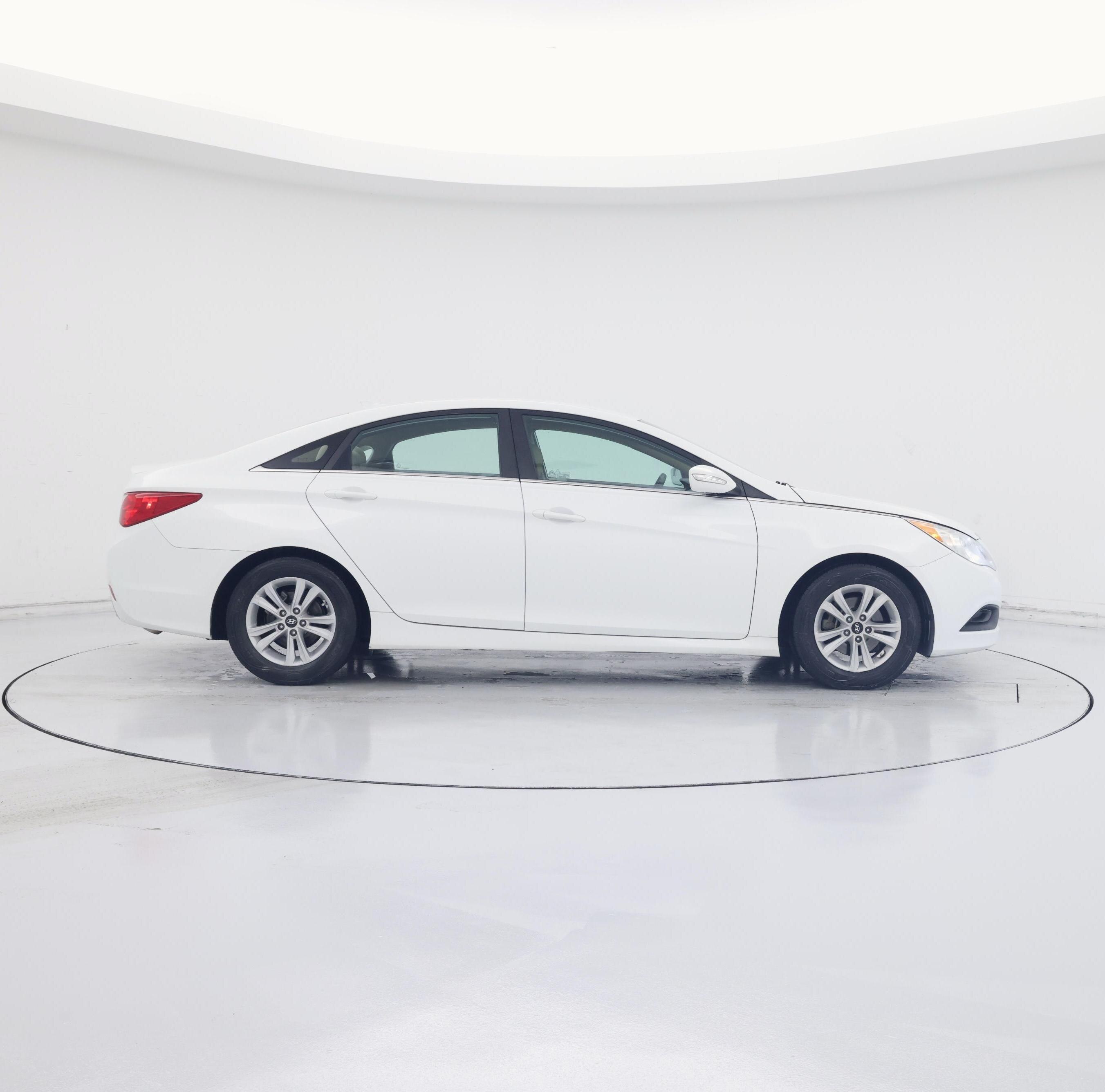 Thumbnail: 2014 Hyundai Sonata - 7