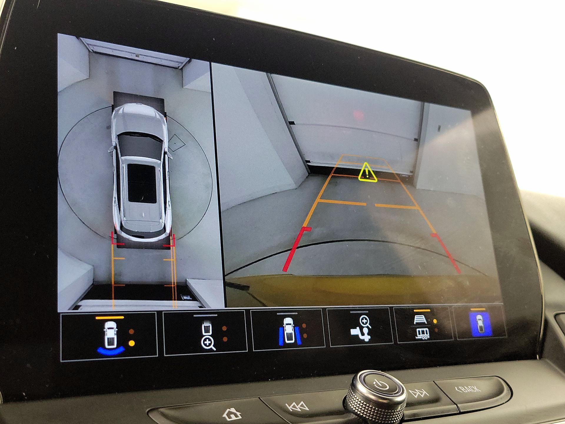 Thumbnail: 2024 Chevrolet Blazer - 15