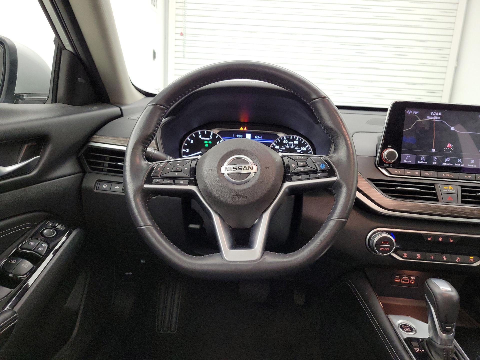 Thumbnail: 2022 Nissan Altima - 10