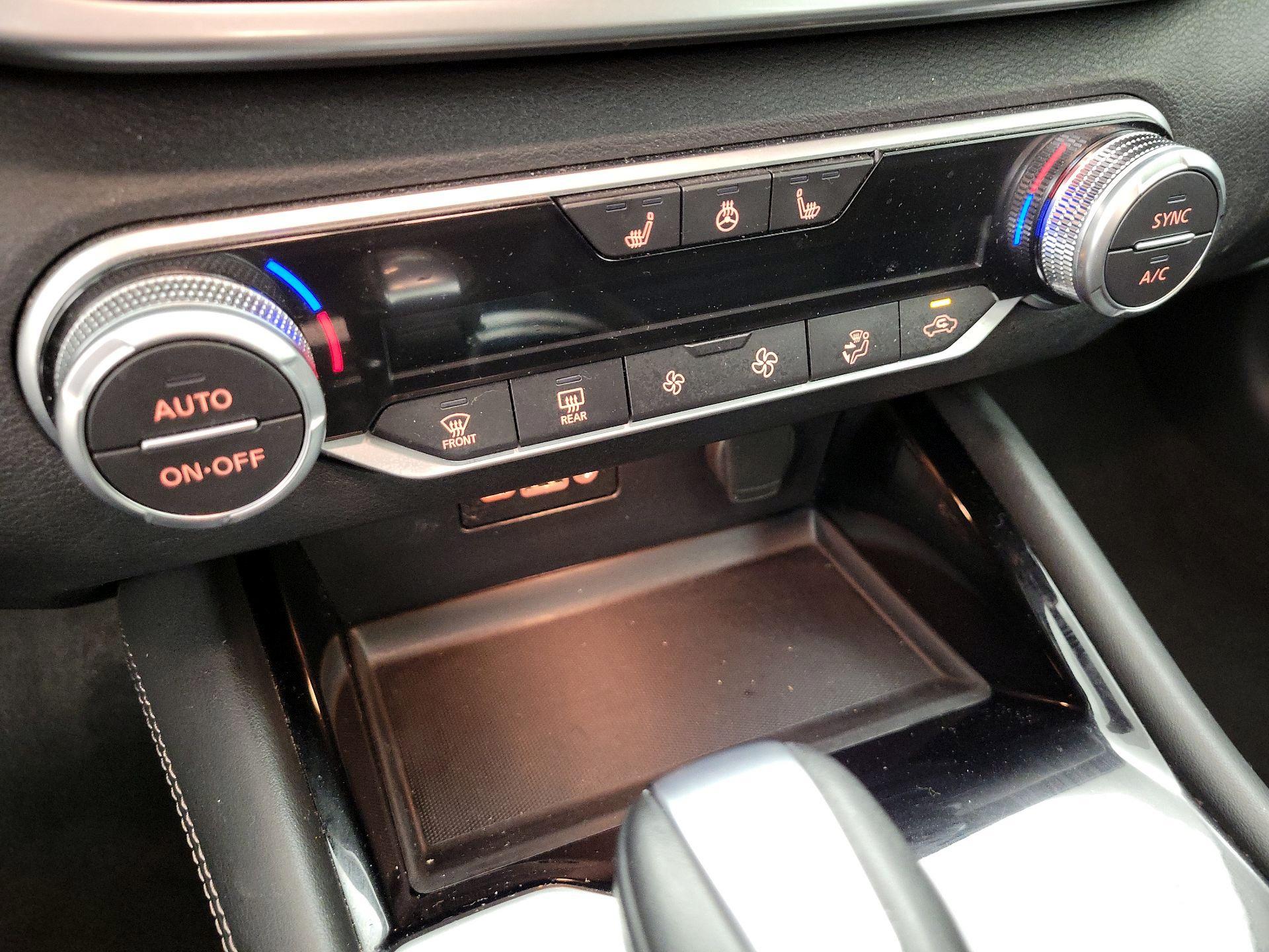 Thumbnail: 2022 Nissan Altima - 17