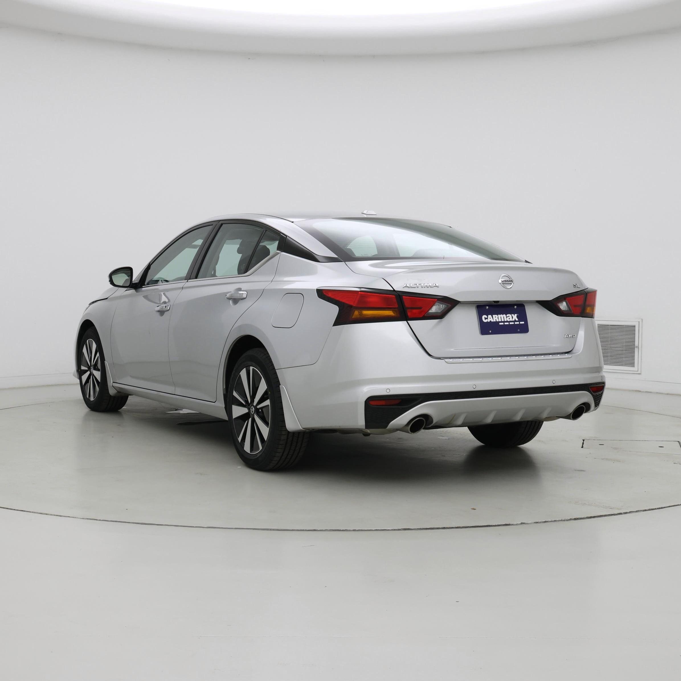 Thumbnail: 2022 Nissan Altima - 2