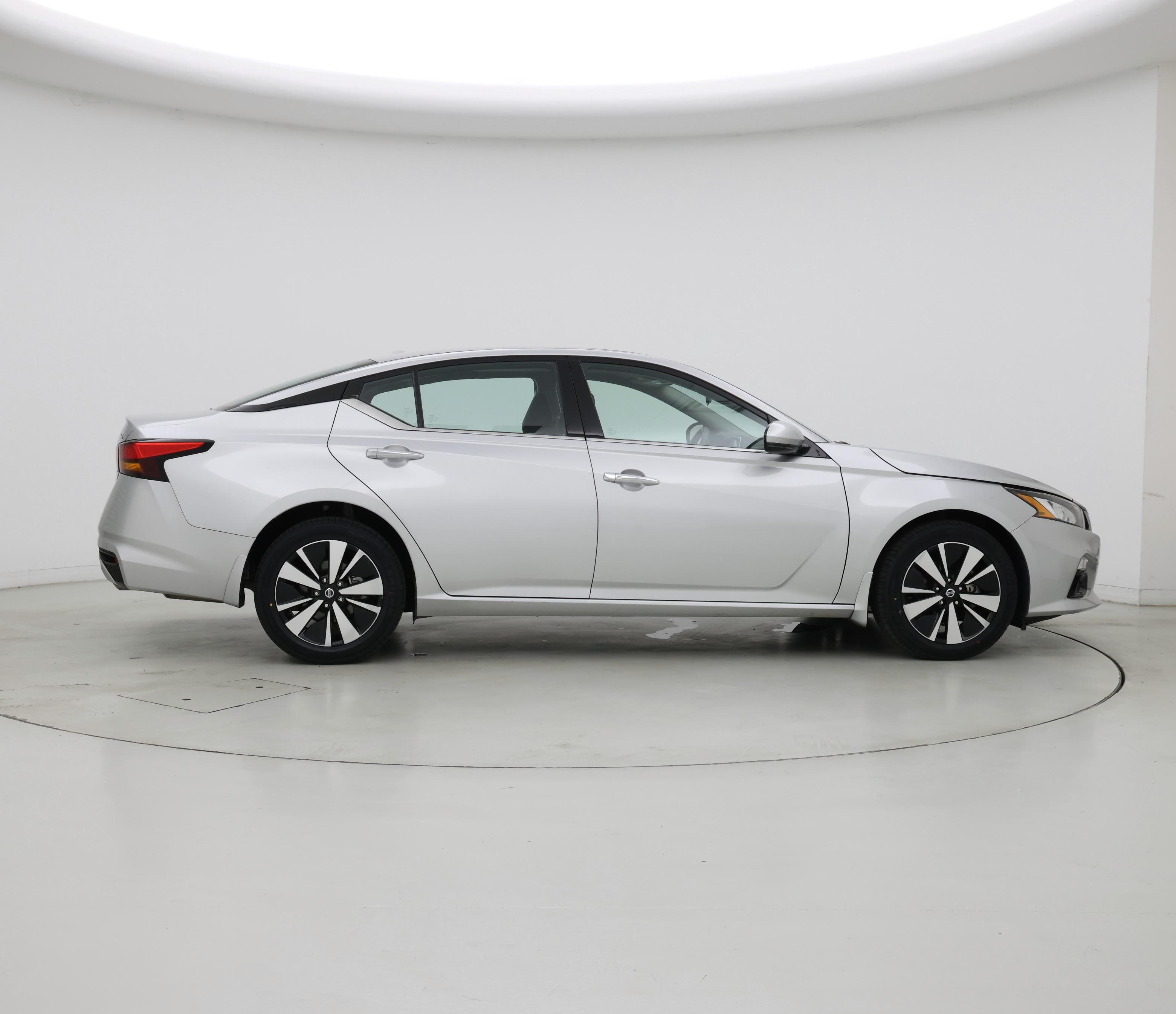 Thumbnail: 2022 Nissan Altima - 7