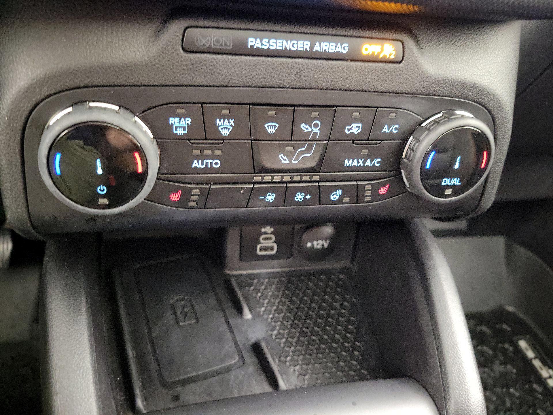 Thumbnail: 2023 Ford Bronco Sport - 16