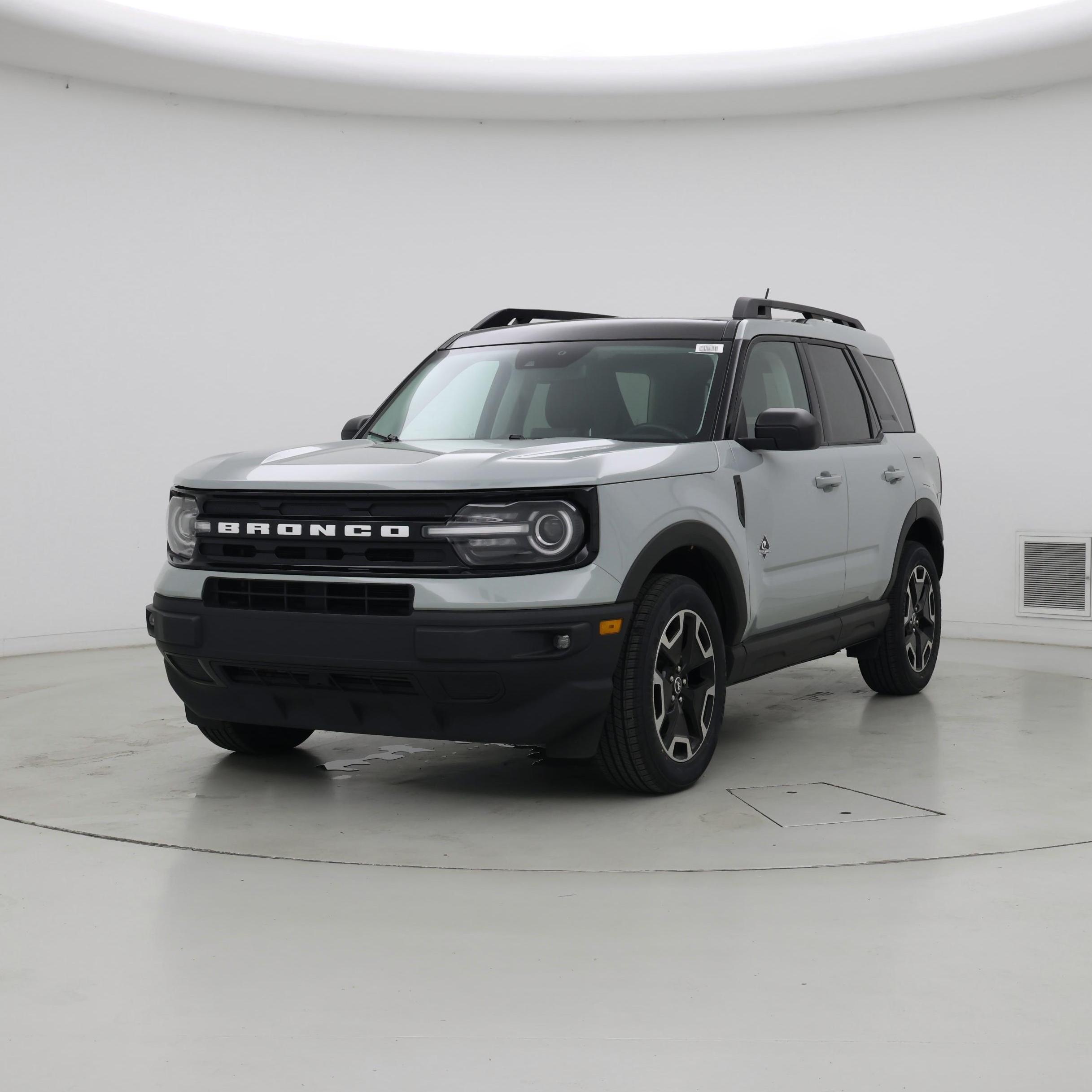 Thumbnail: 2023 Ford Bronco Sport - 4