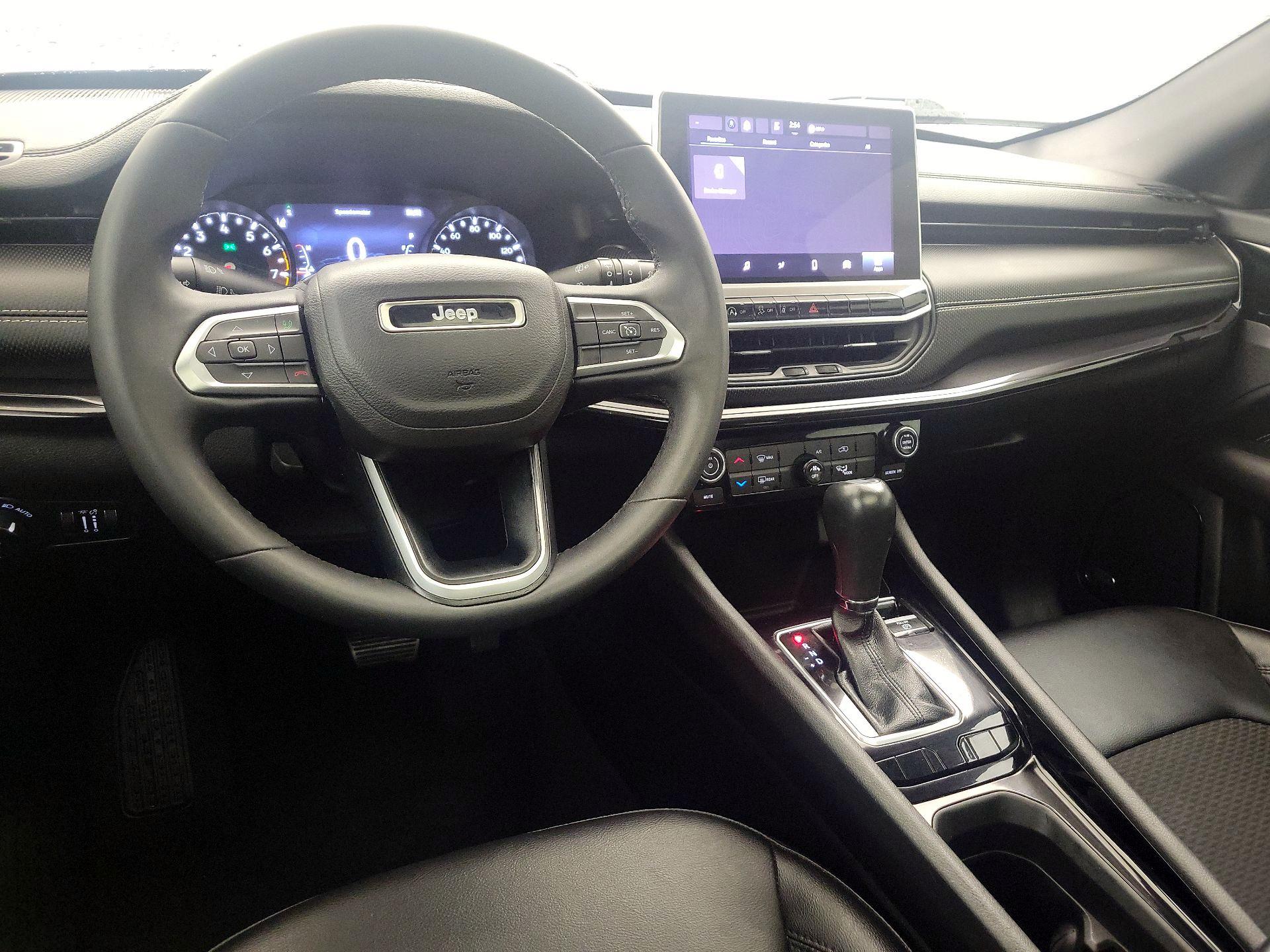 Thumbnail: 2022 Jeep Compass - 9