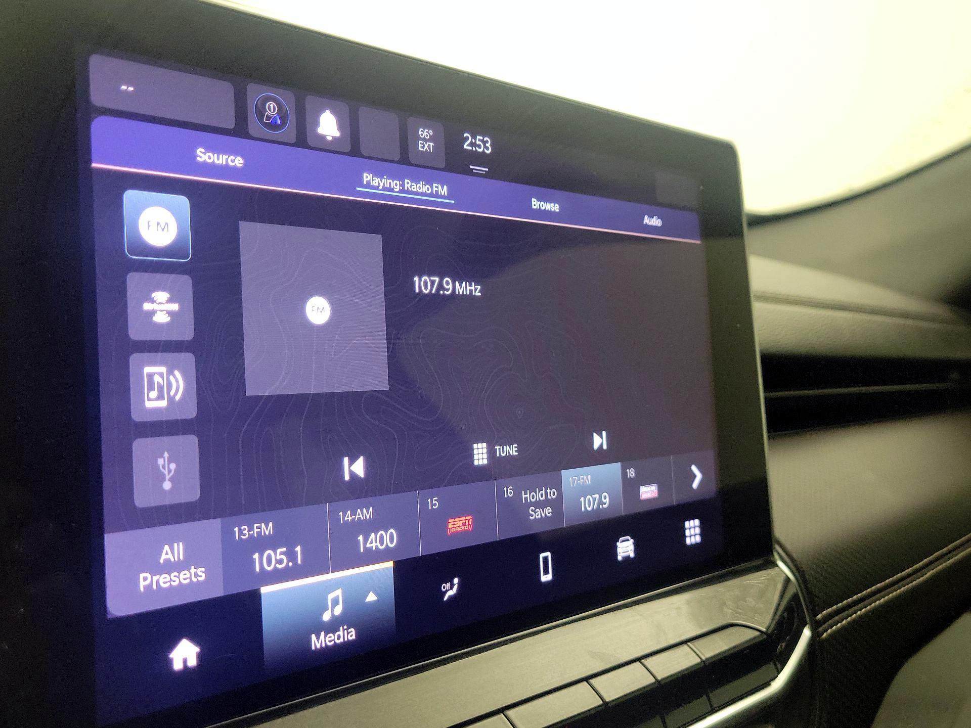 Thumbnail: 2022 Jeep Compass - 15