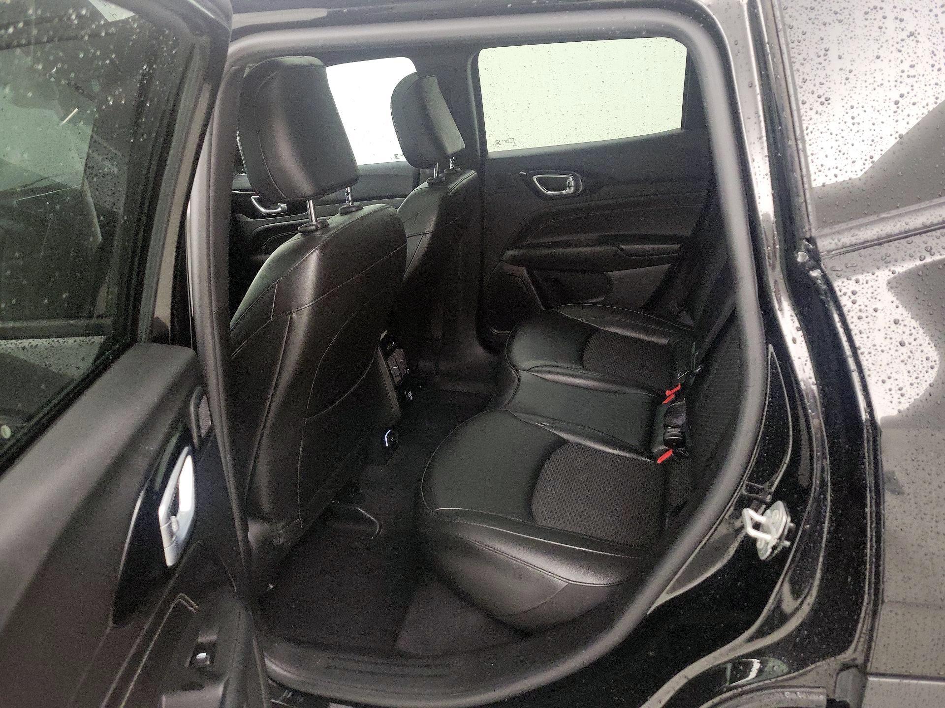 Thumbnail: 2022 Jeep Compass - 20