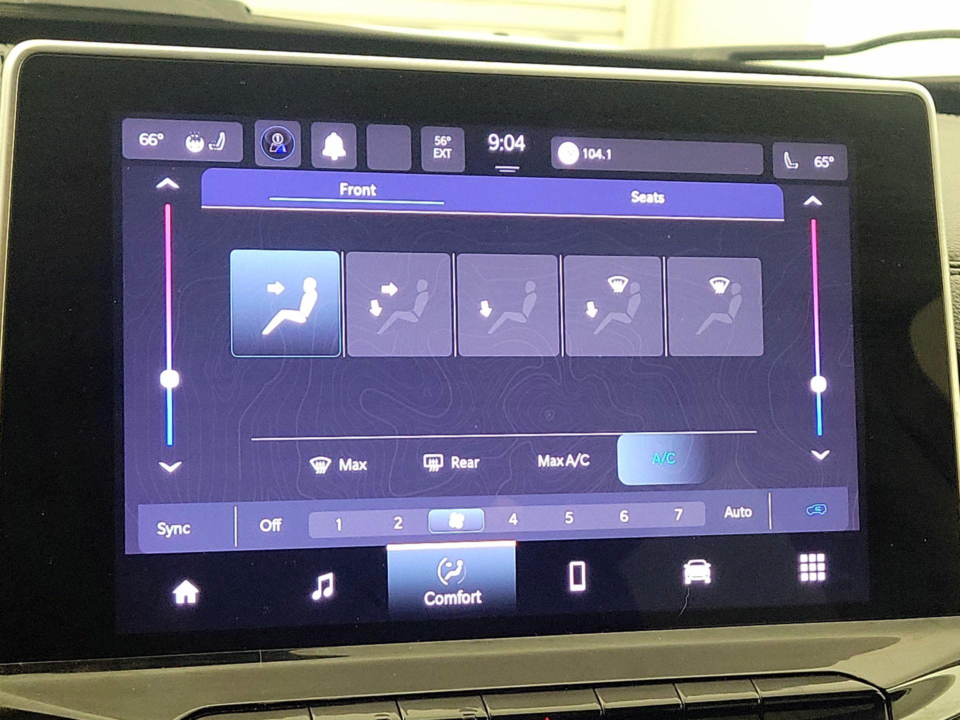 Thumbnail: 2022 Jeep Compass - 16