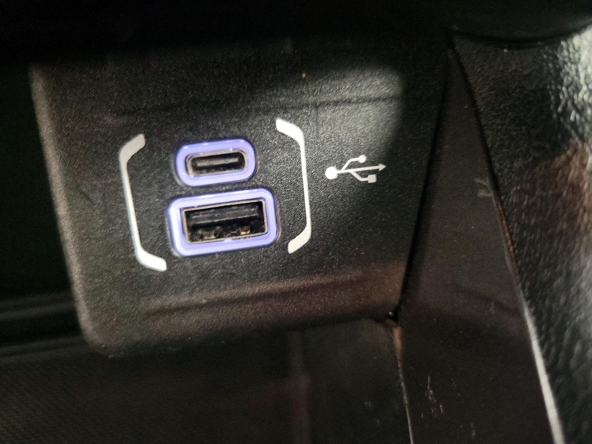 Thumbnail: 2022 Jeep Compass - 18