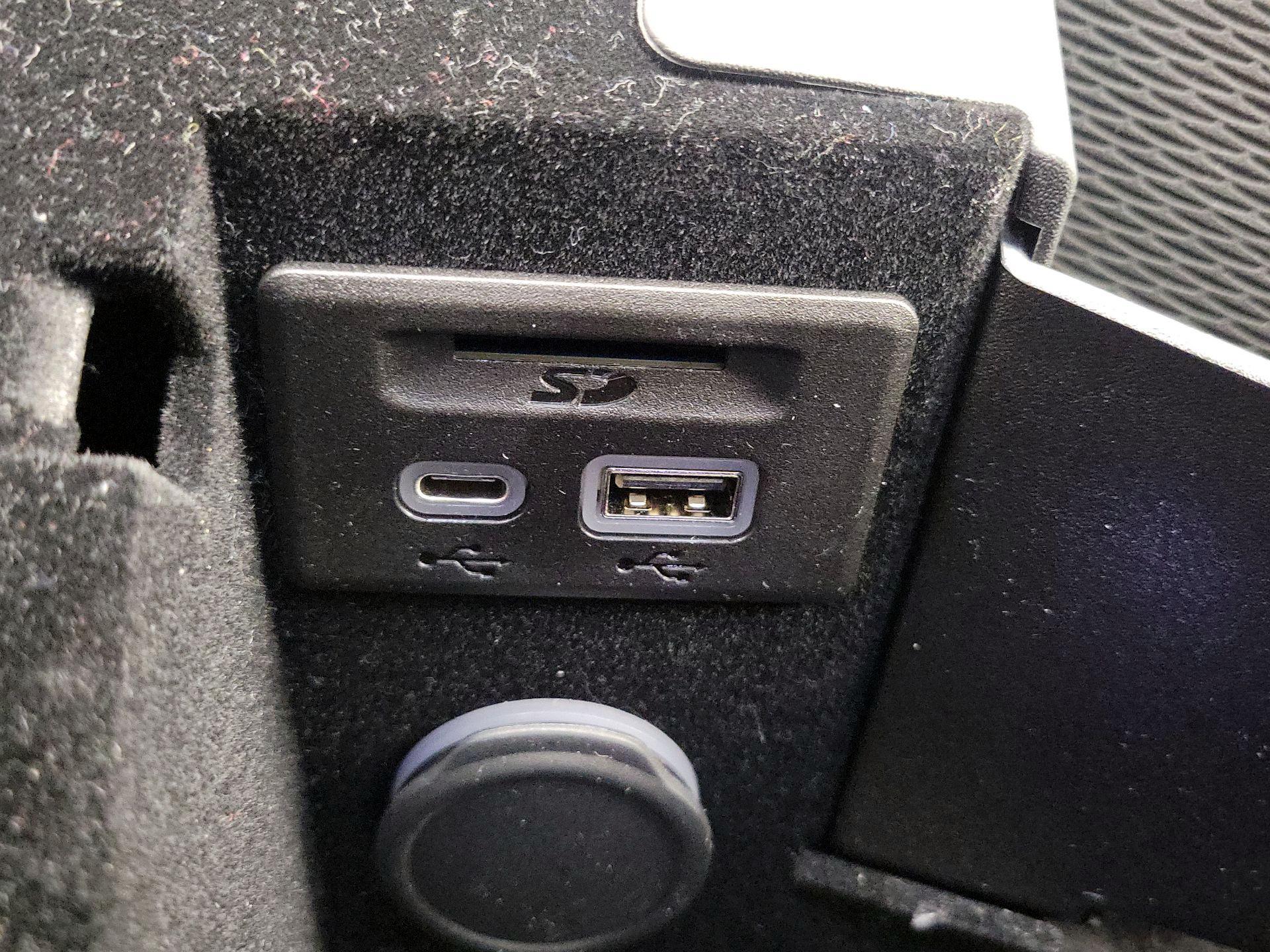 Thumbnail: 2023 Cadillac CT5 - 18