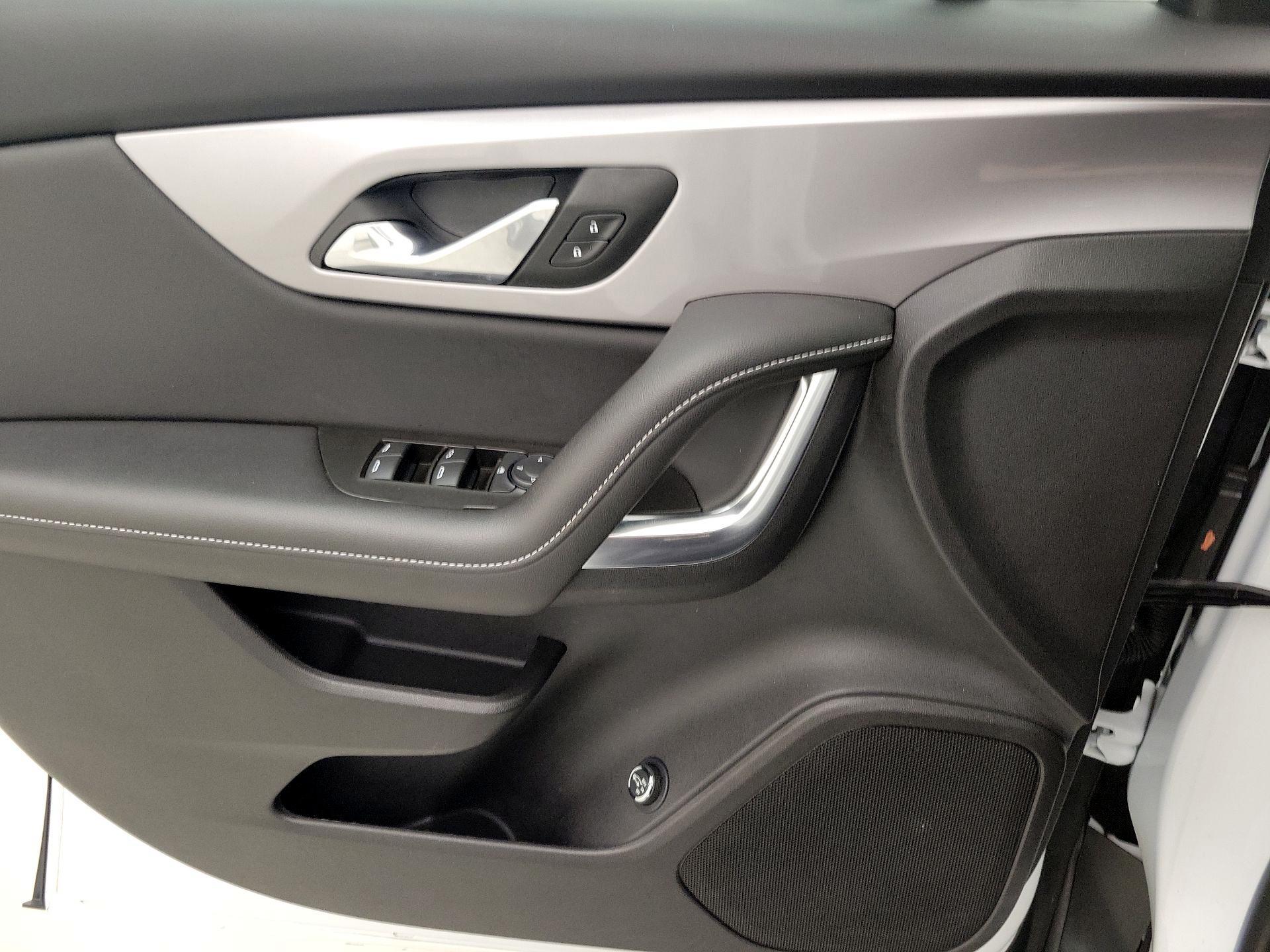 Thumbnail: 2024 Chevrolet Blazer - 12