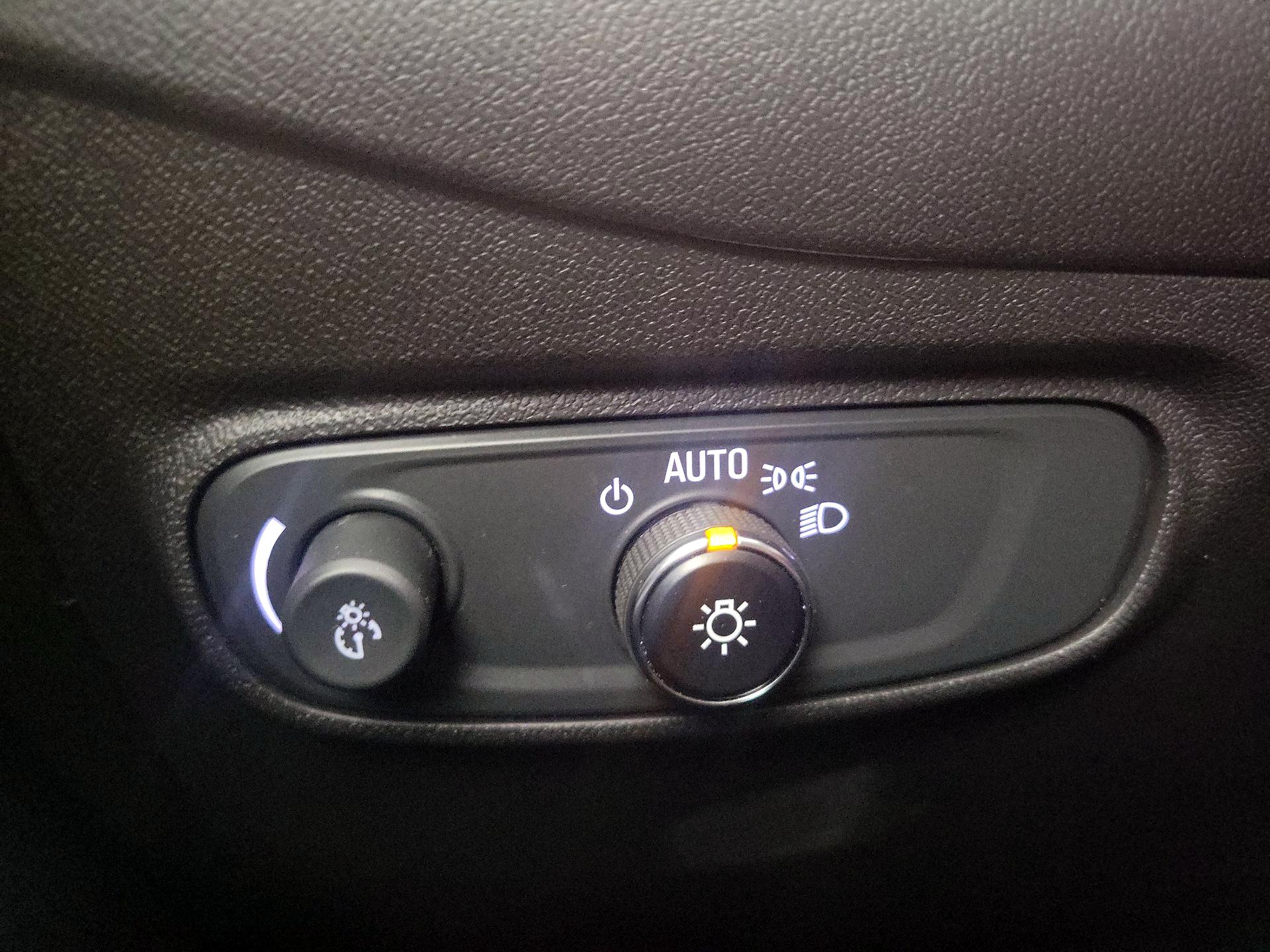 Thumbnail: 2023 Chevrolet Equinox - 13