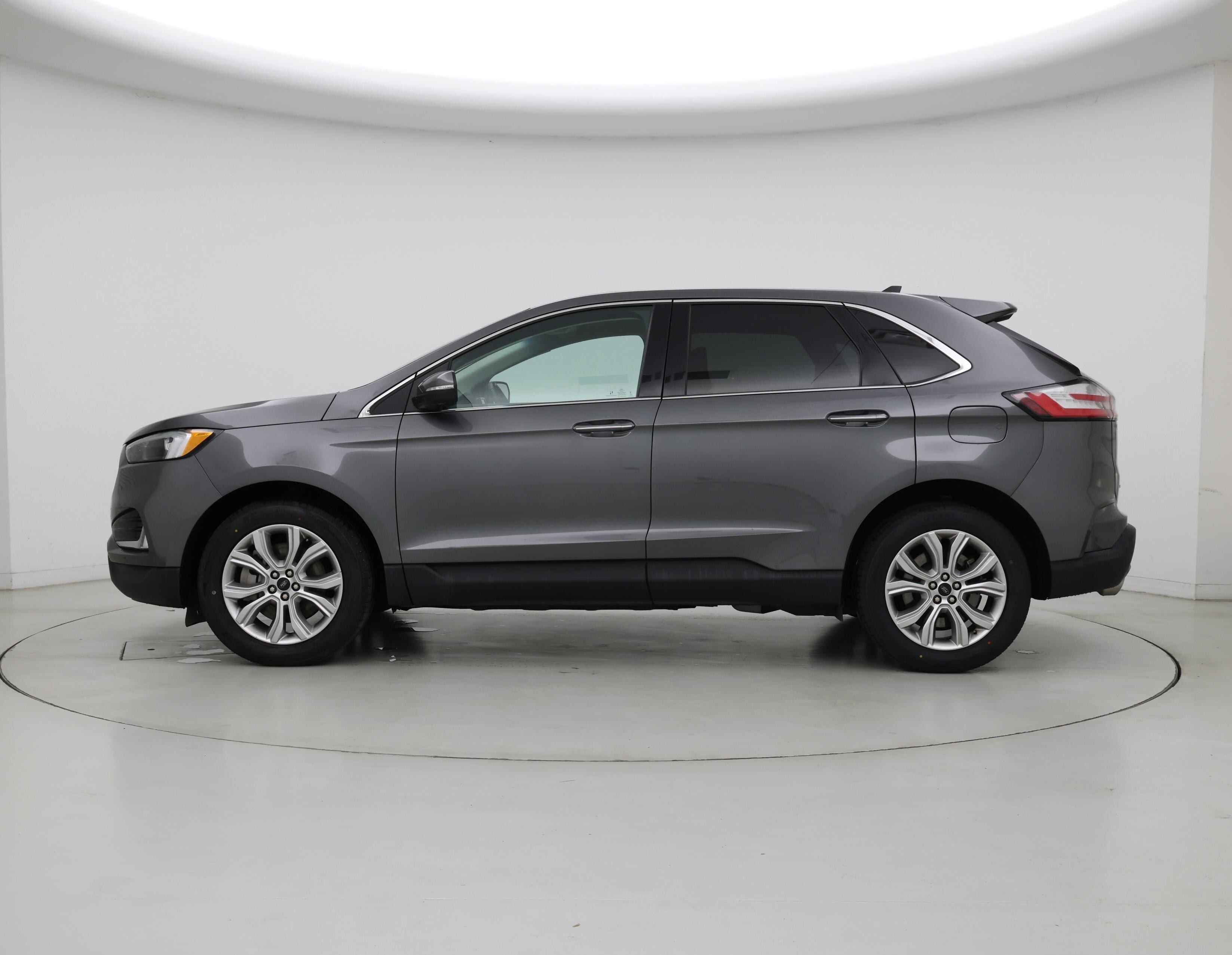 Thumbnail: 2023 Ford Edge - 3