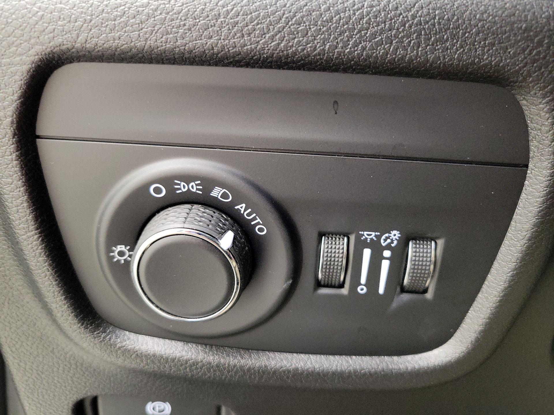 Thumbnail: 2024 Jeep Grand Cherokee - 13