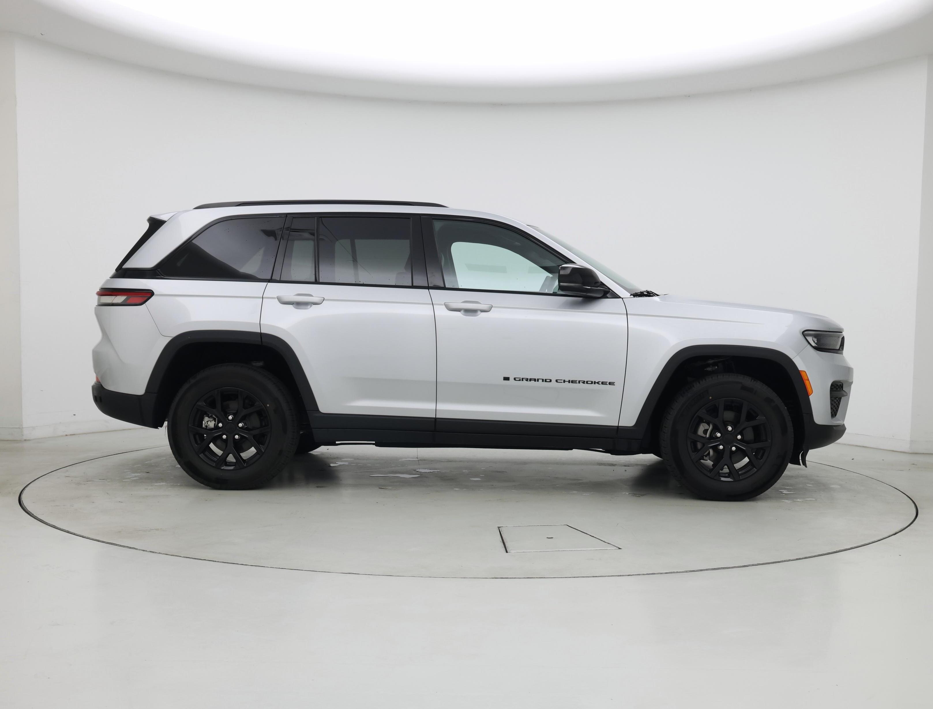 Thumbnail: 2024 Jeep Grand Cherokee - 7