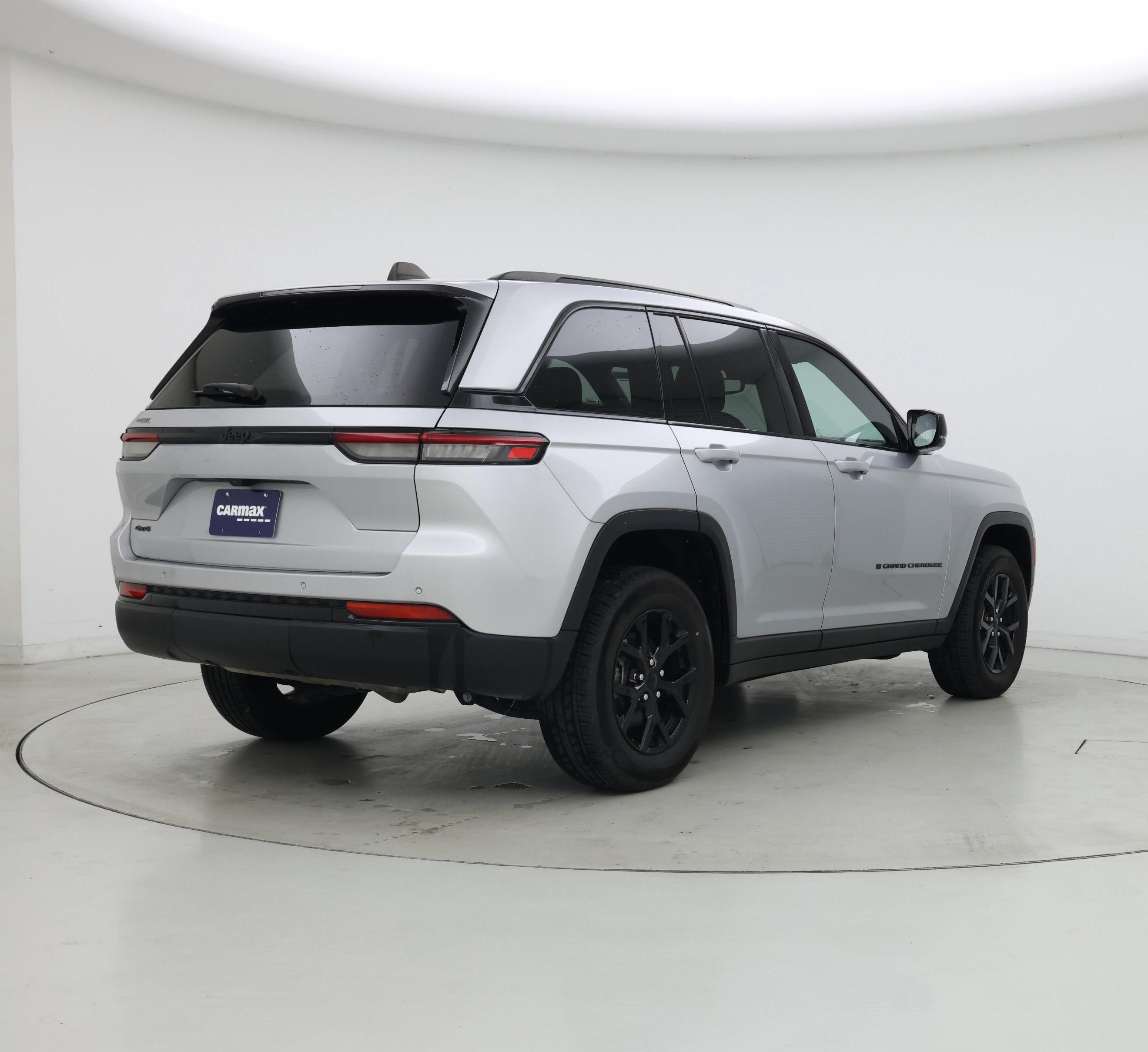 Thumbnail: 2024 Jeep Grand Cherokee - 8