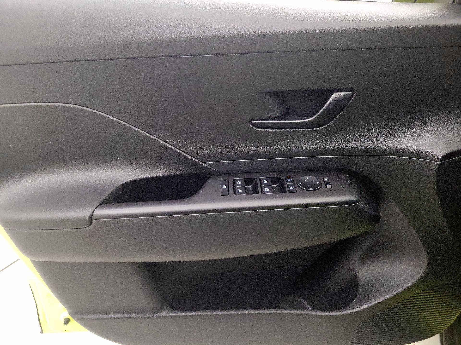 Thumbnail: 2025 Hyundai Kona - 12