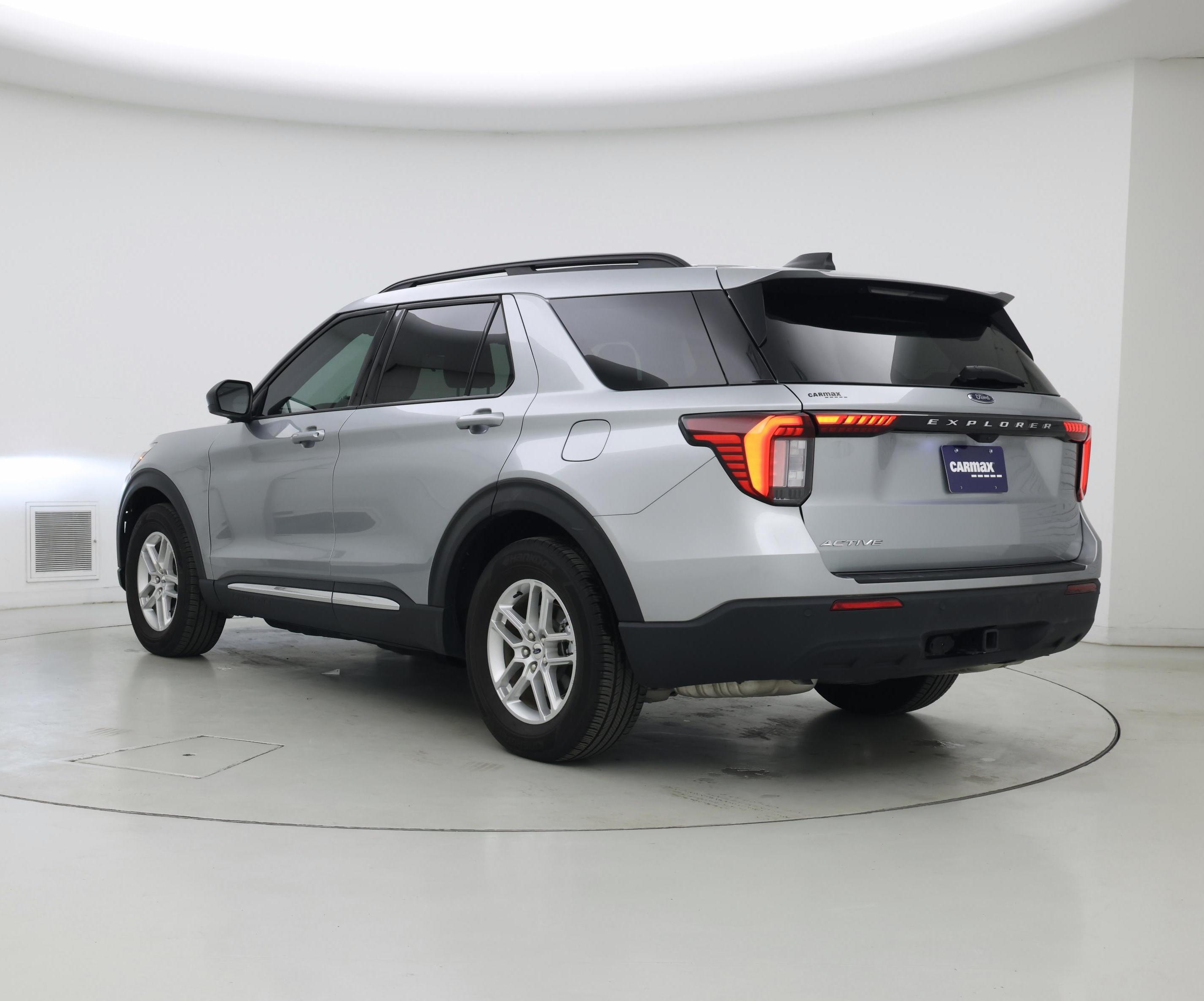 Thumbnail: 2025 Ford Explorer - 2