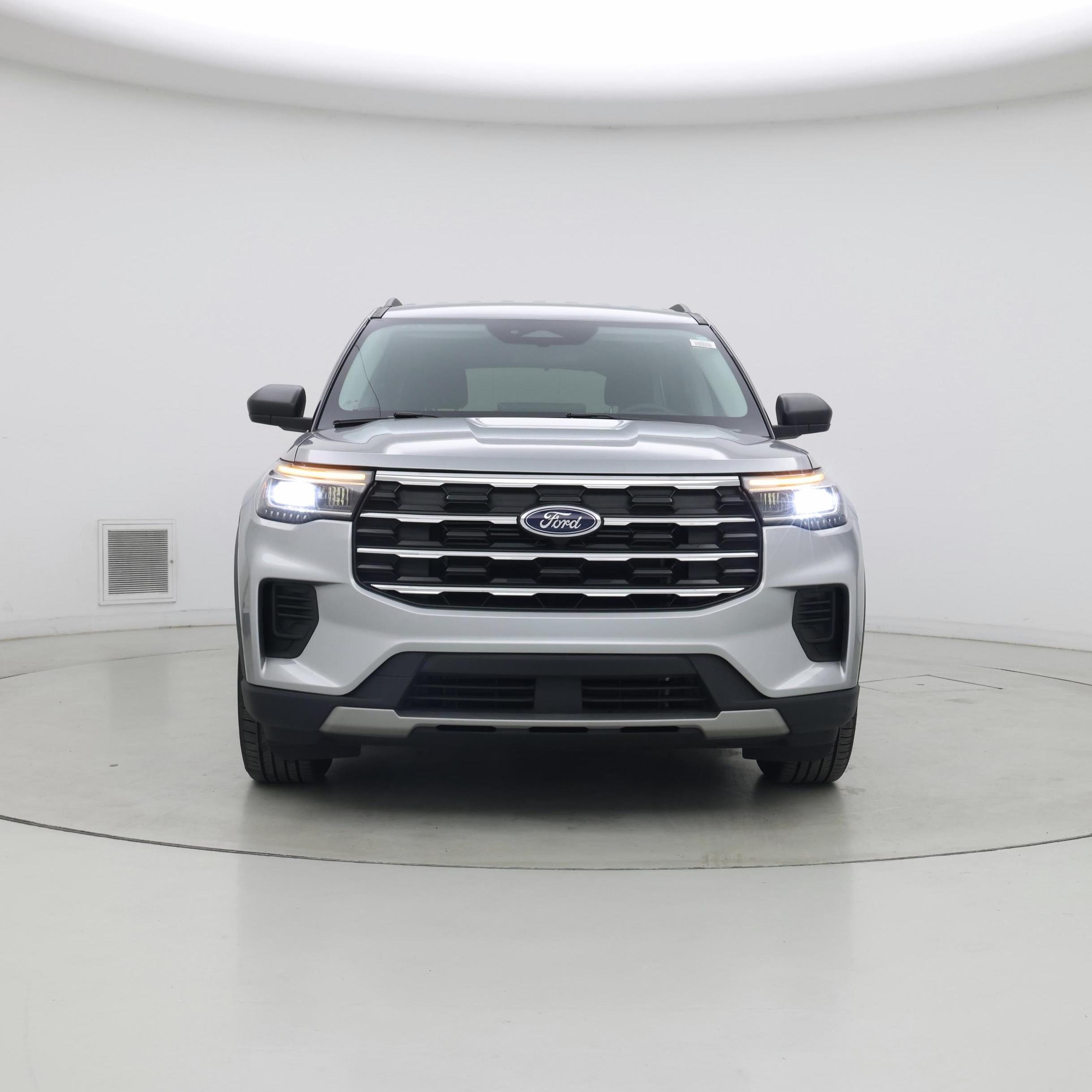 Thumbnail: 2025 Ford Explorer - 5