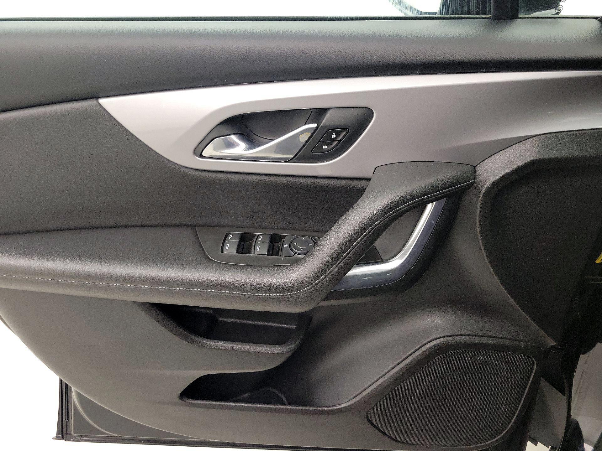 Thumbnail: 2021 Chevrolet Blazer - 12