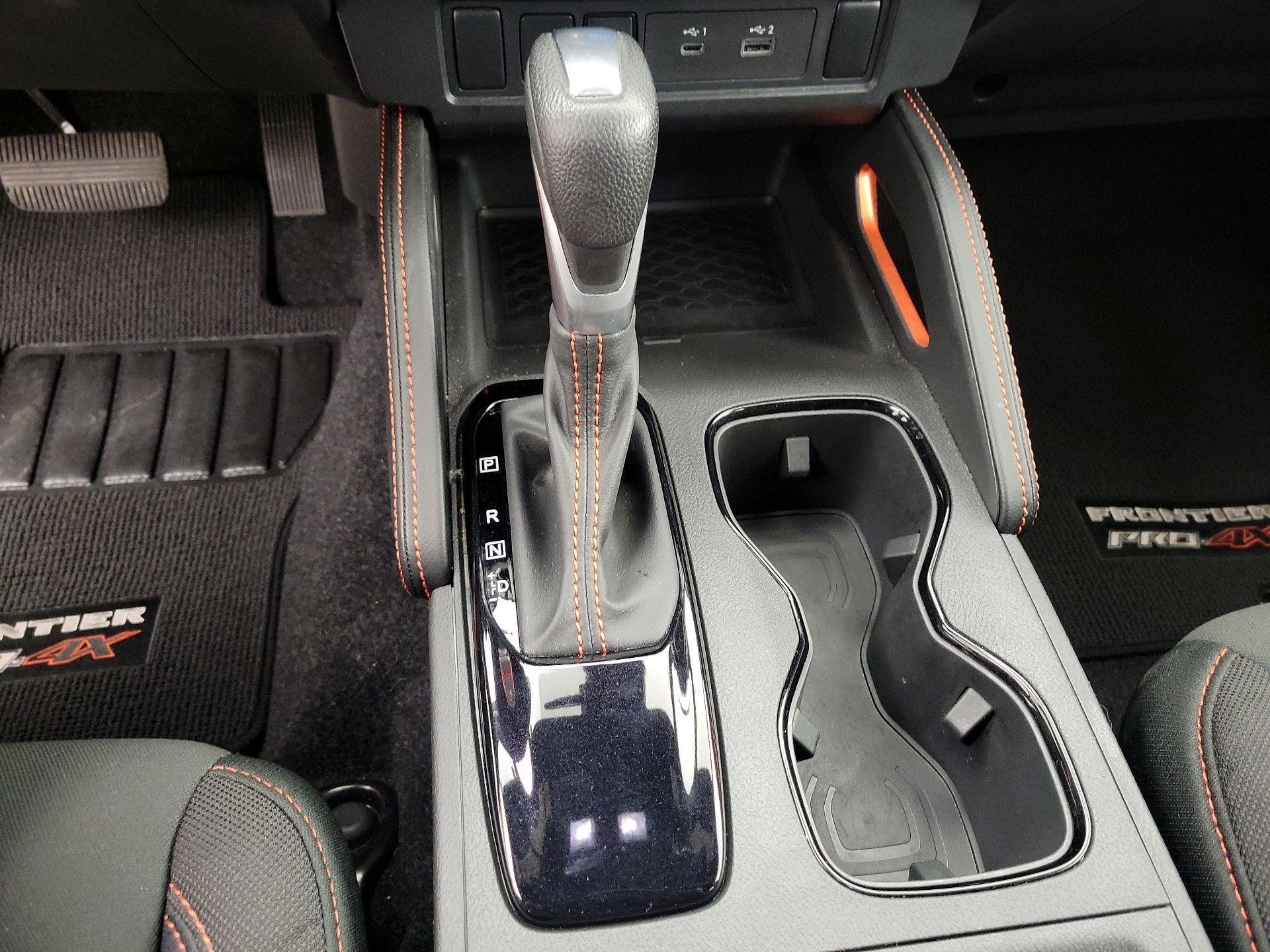 Thumbnail: 2025 Nissan Frontier - 17