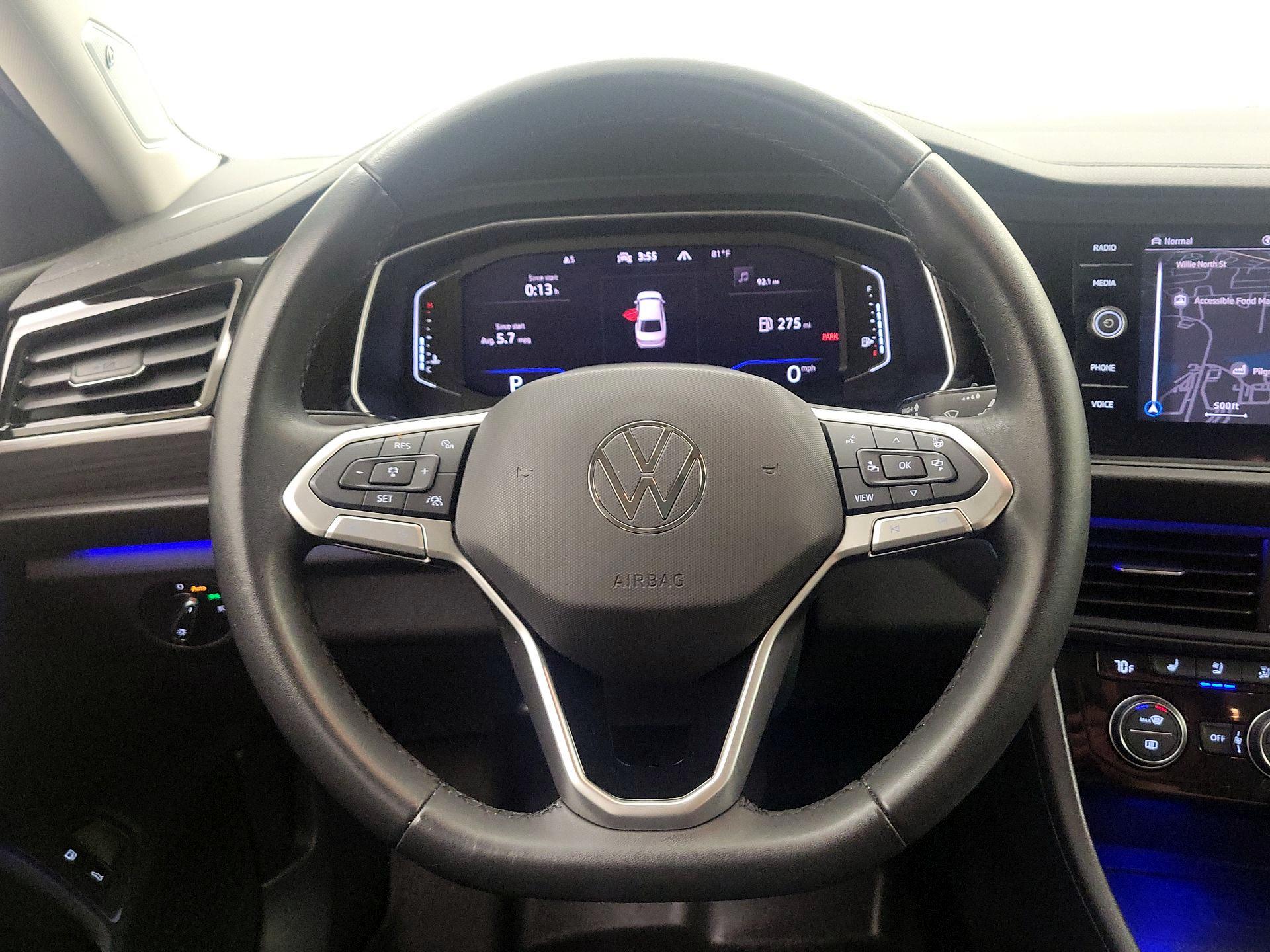 Thumbnail: 2024 Volkswagen Jetta - 10