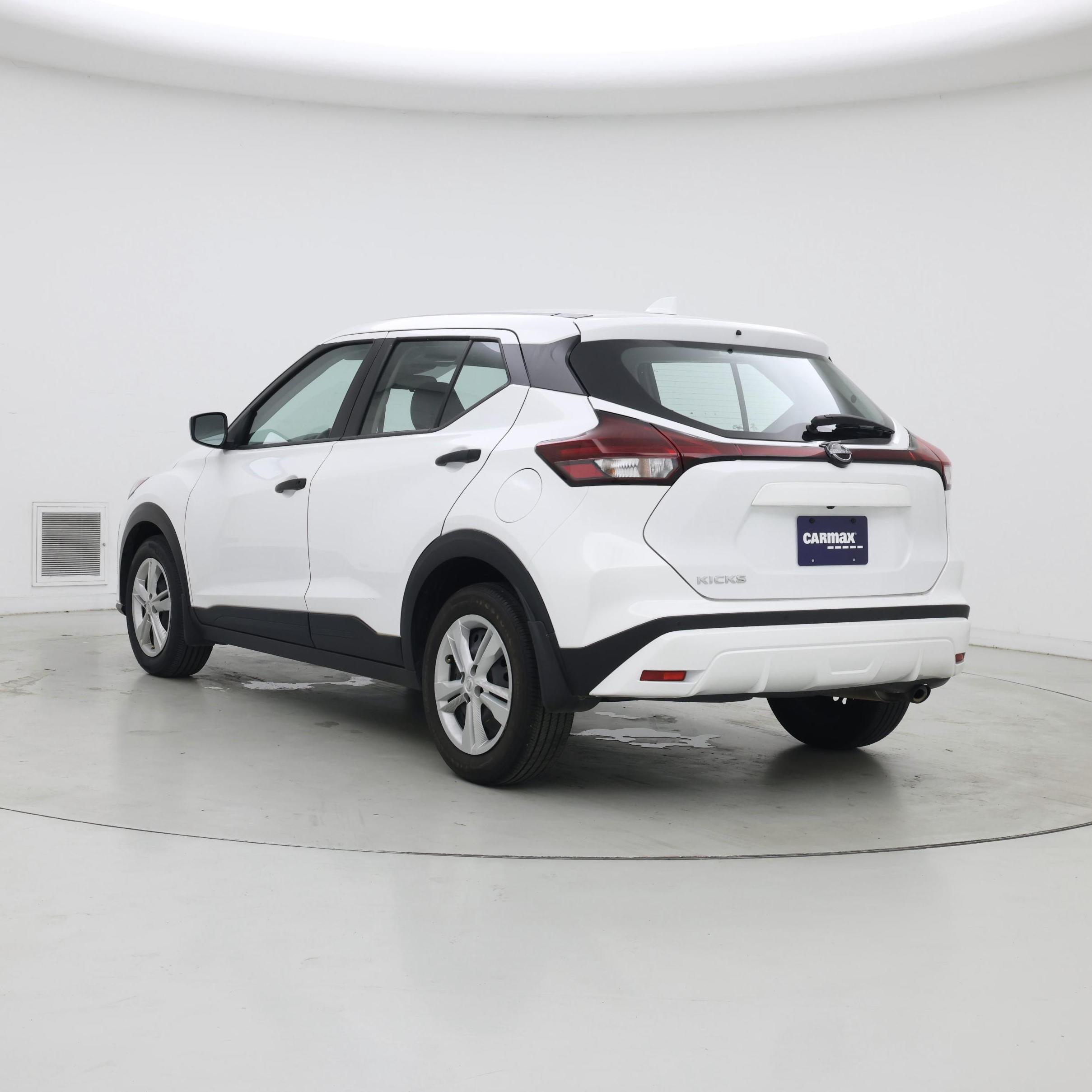 Thumbnail: 2024 Nissan Kicks - 2