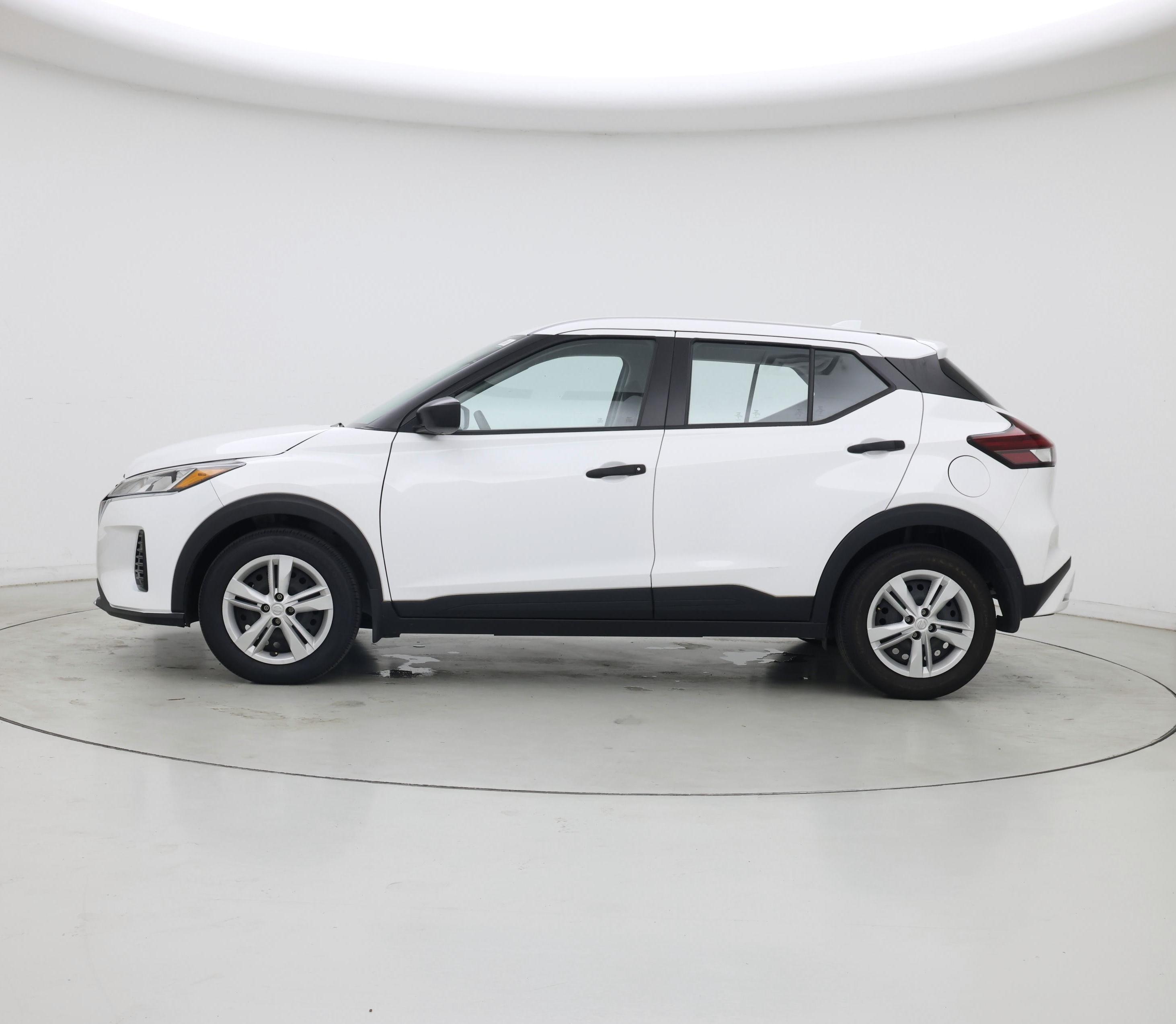 Thumbnail: 2024 Nissan Kicks - 3