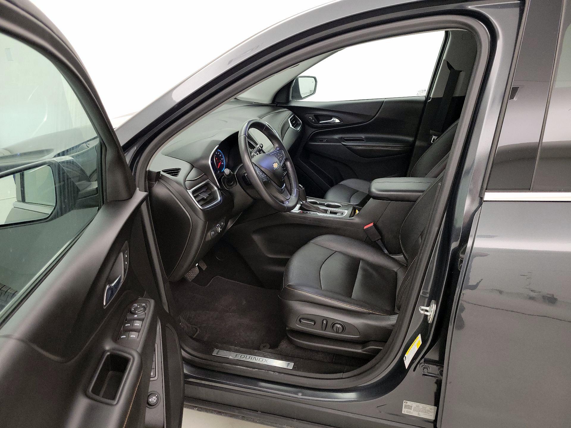 Thumbnail: 2020 Chevrolet Equinox - 11