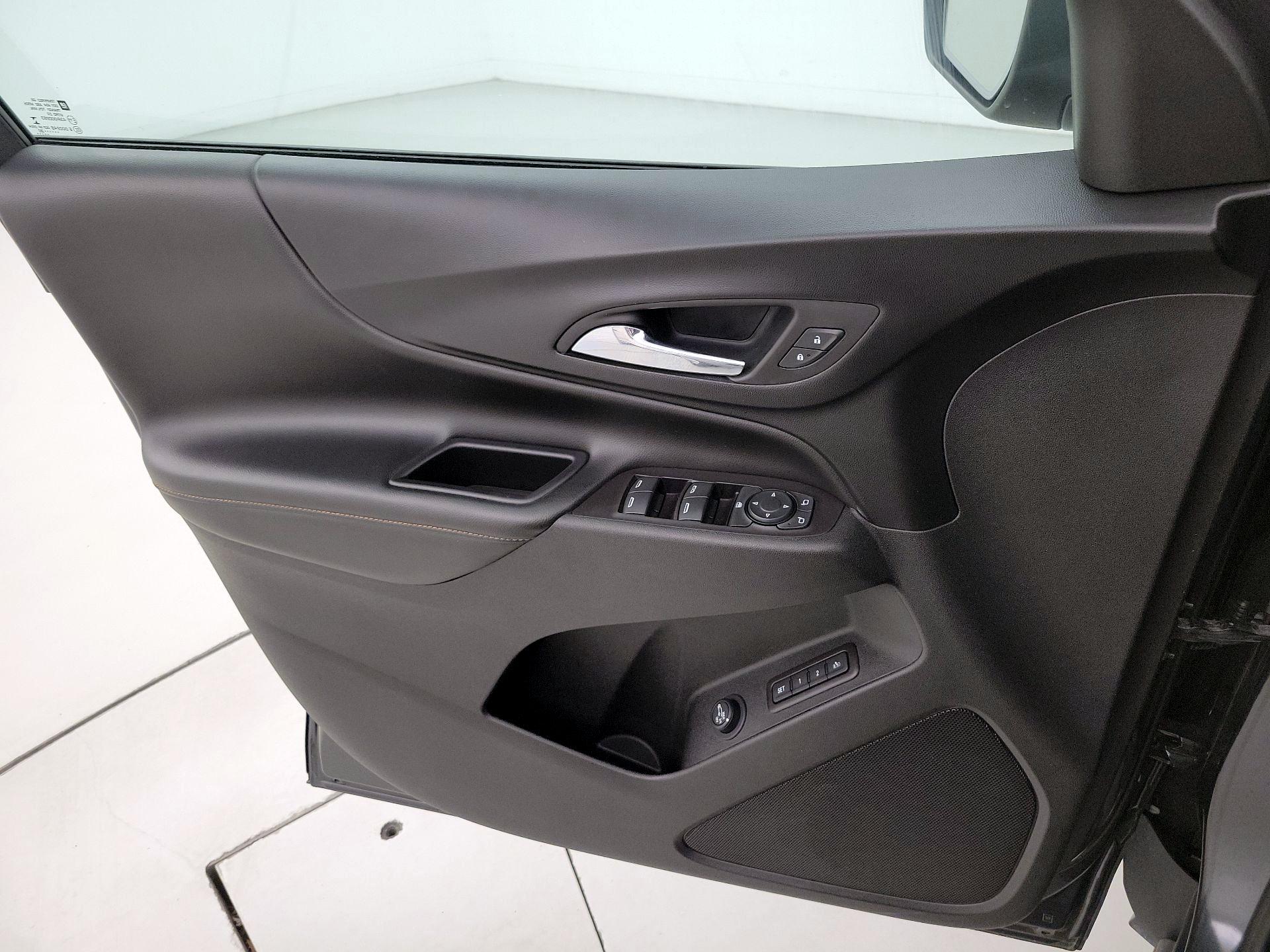 Thumbnail: 2020 Chevrolet Equinox - 12