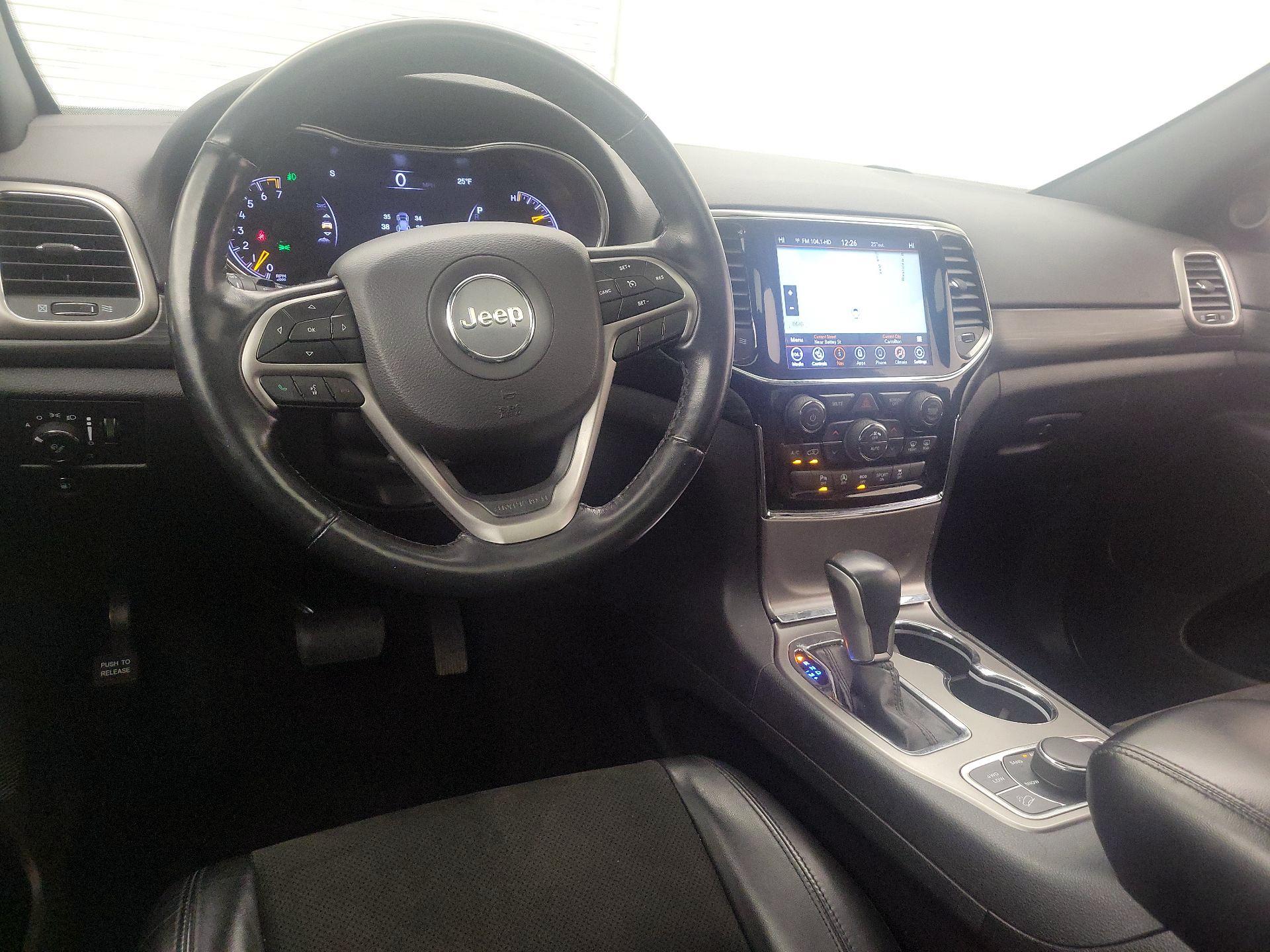 Thumbnail: 2020 Jeep Grand Cherokee - 9