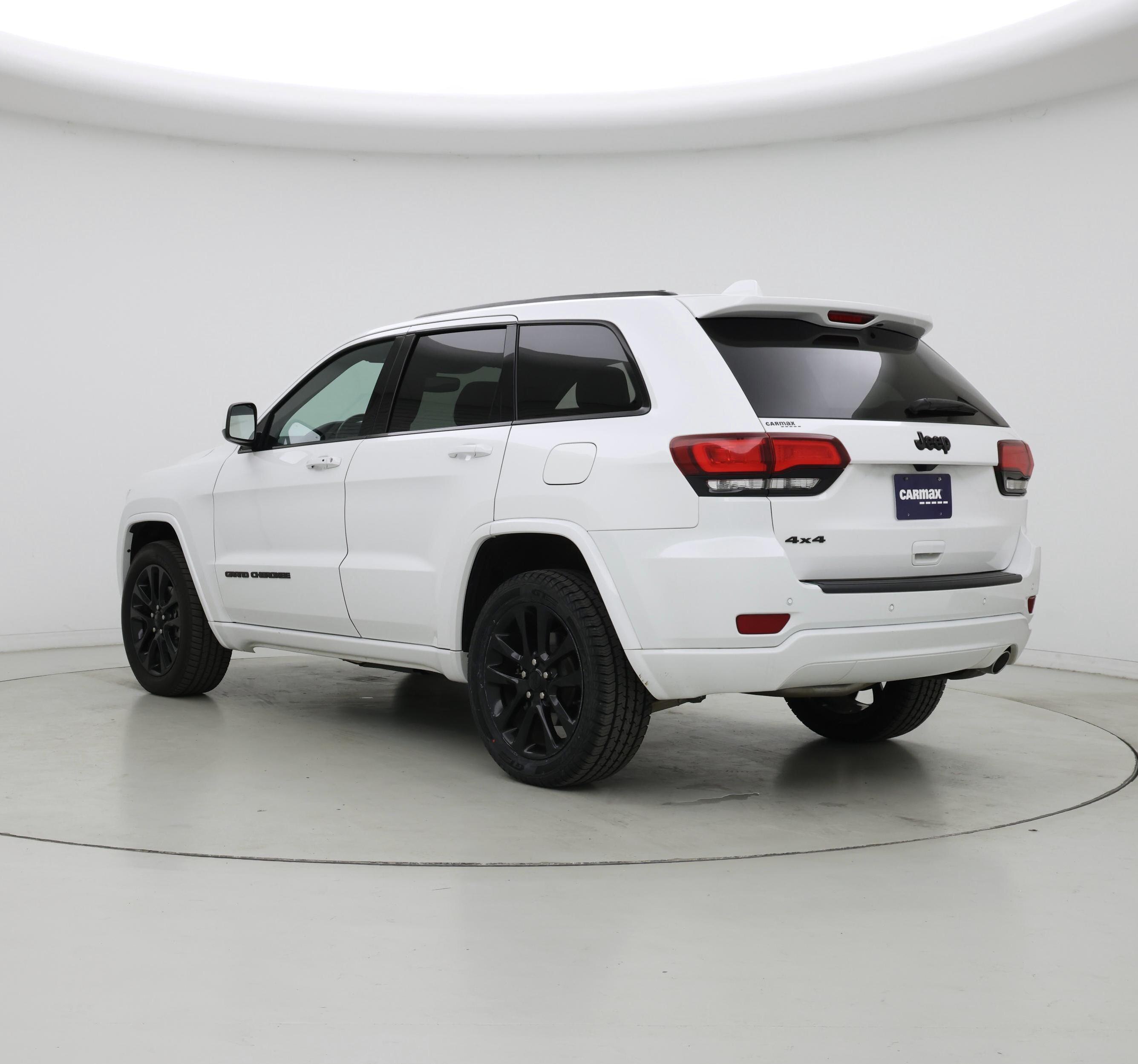Thumbnail: 2020 Jeep Grand Cherokee - 2
