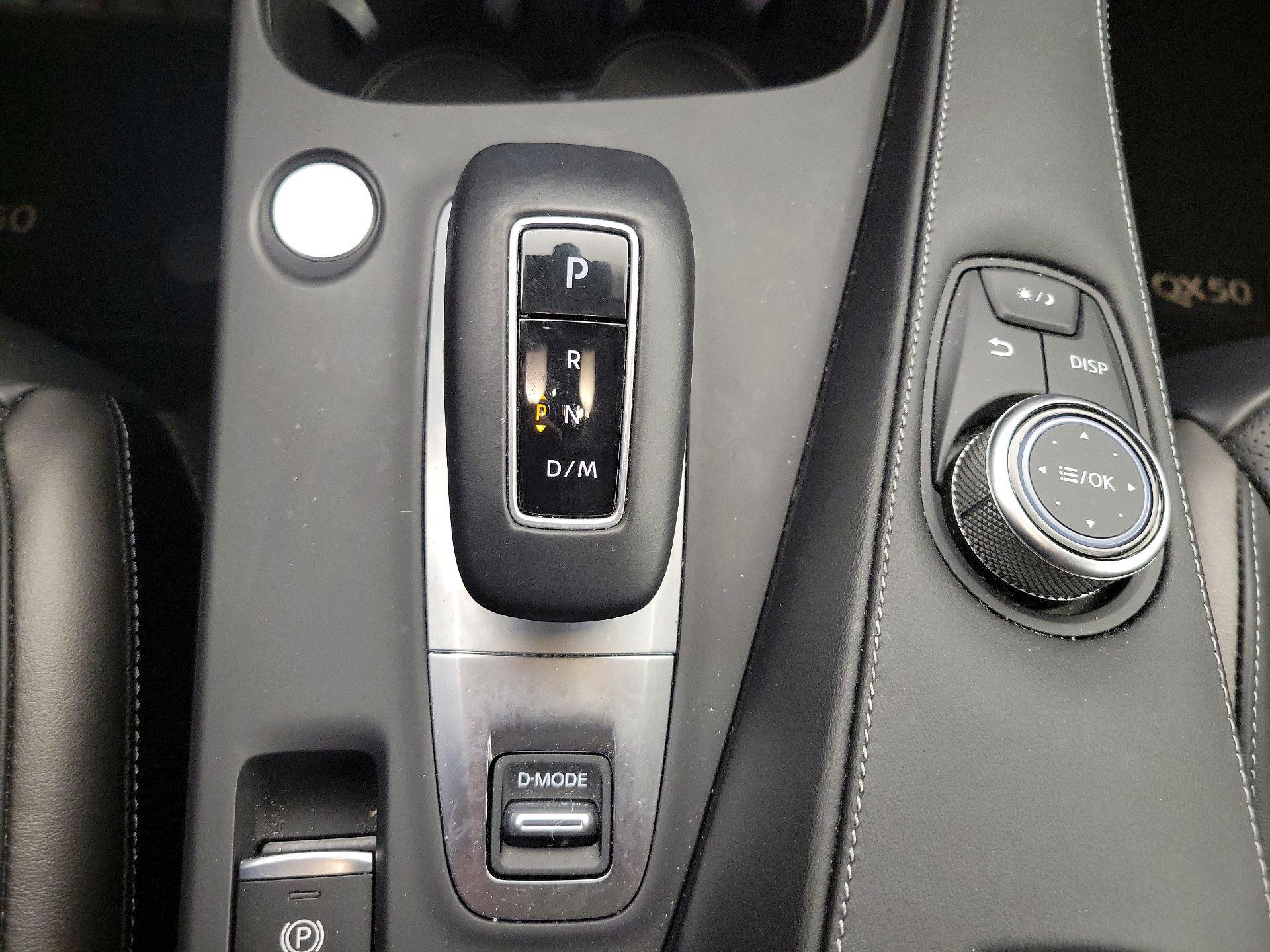 Thumbnail: 2023 INFINITI QX50 - 17