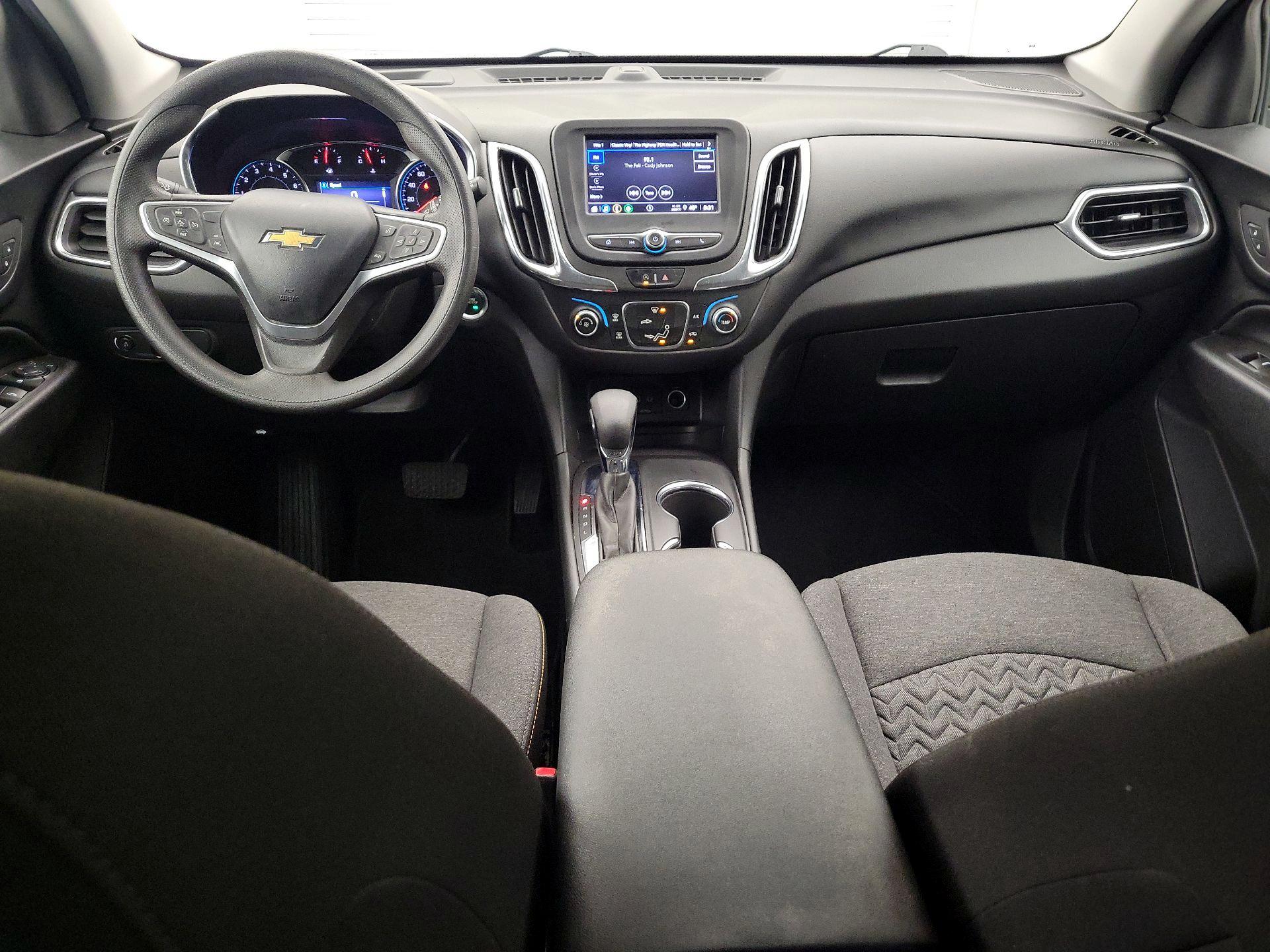 Thumbnail: 2022 Chevrolet Equinox - 9