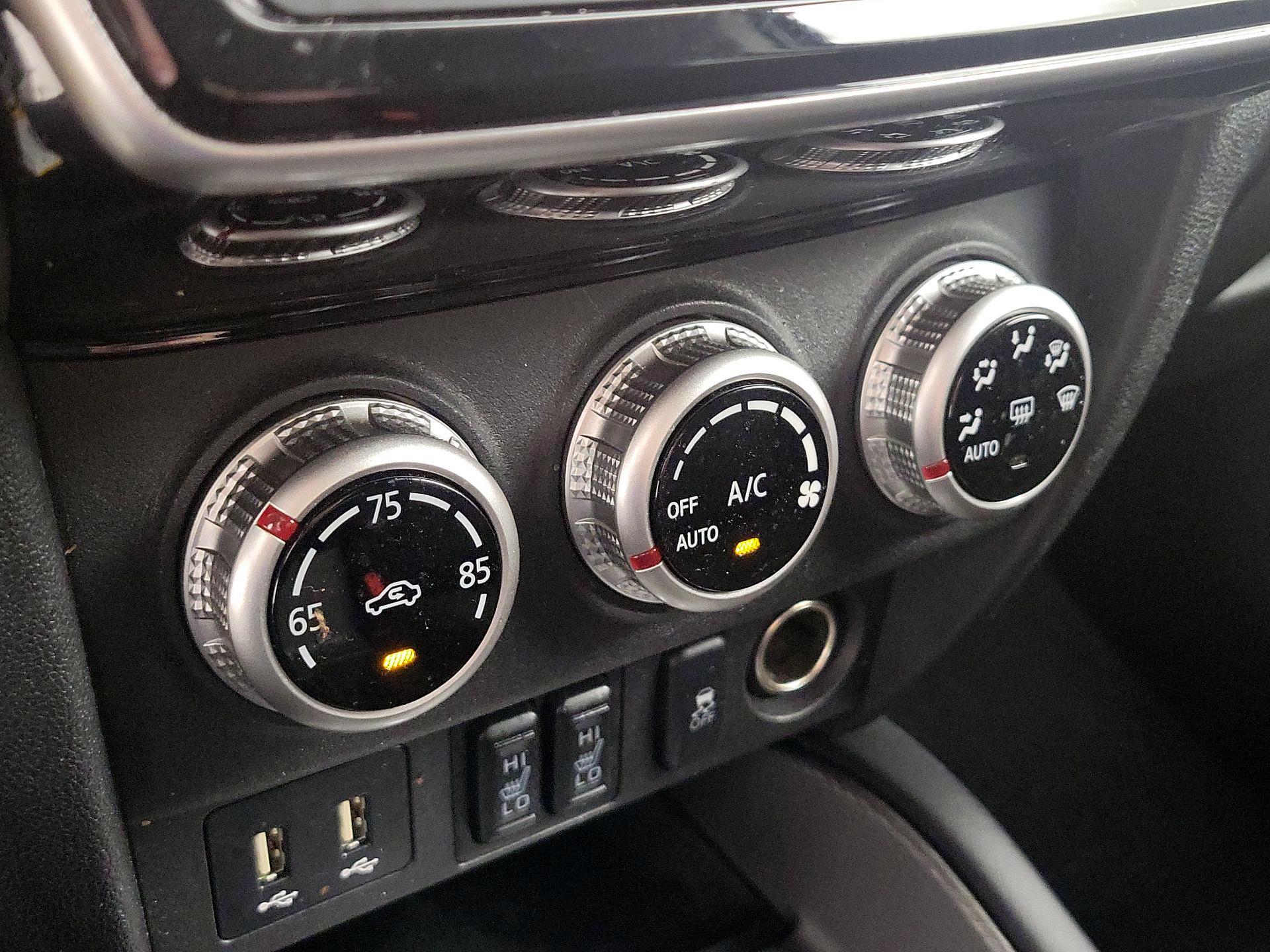 Thumbnail: 2024 Mitsubishi Outlander Sport - 16