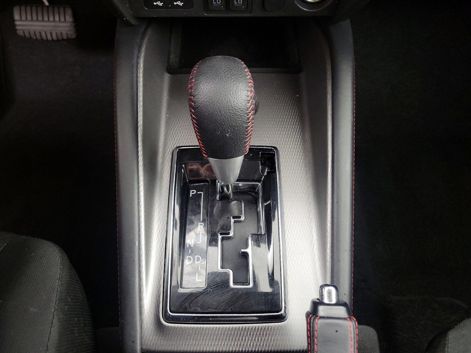 Thumbnail: 2024 Mitsubishi Outlander Sport - 17