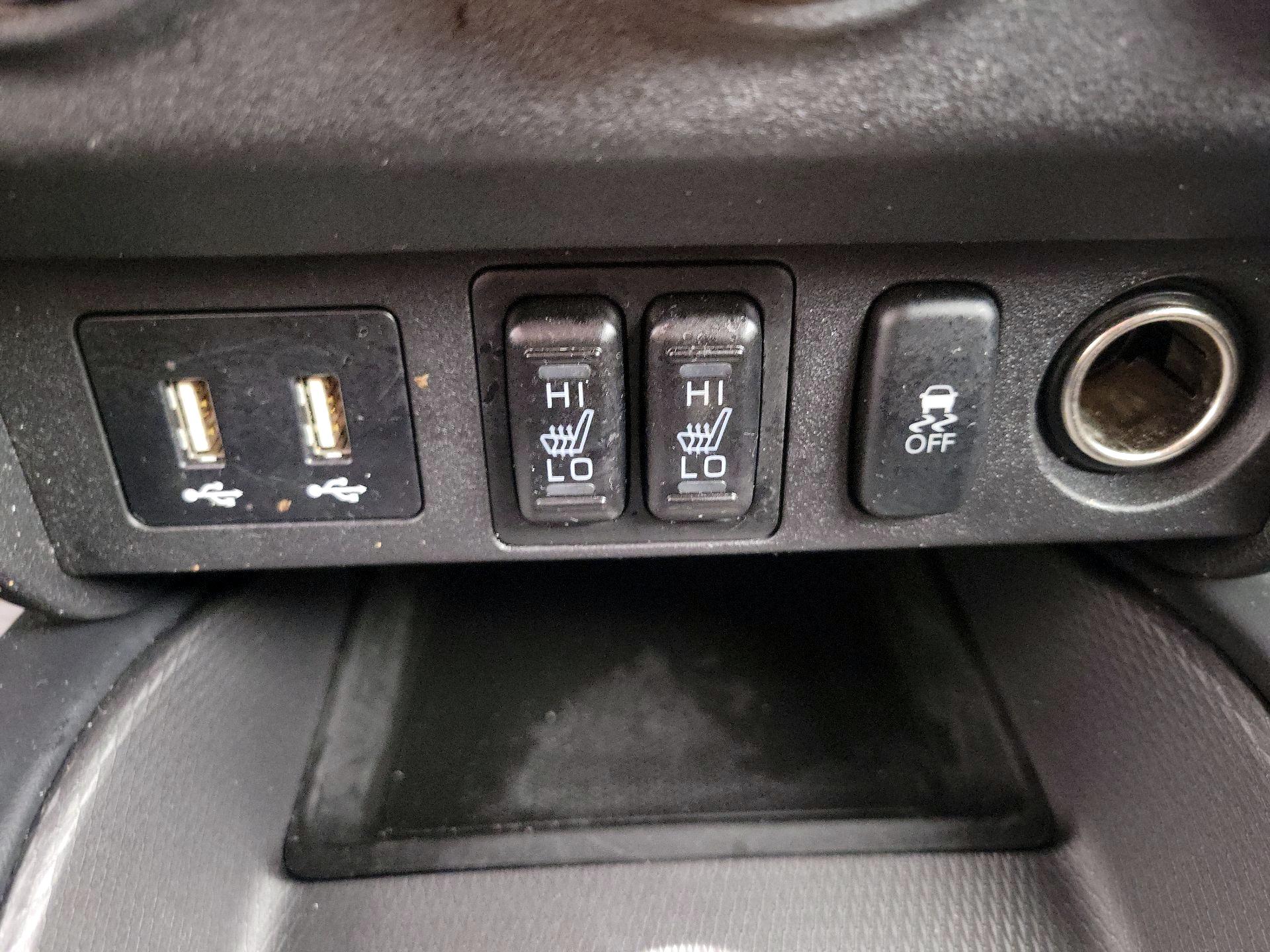 Thumbnail: 2024 Mitsubishi Outlander Sport - 18