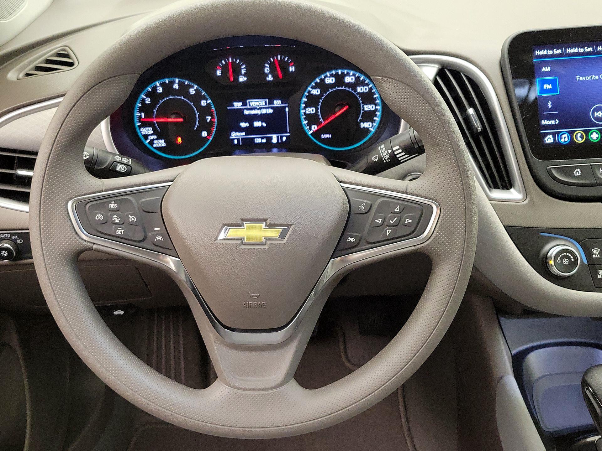 Thumbnail: 2024 Chevrolet Malibu - 10