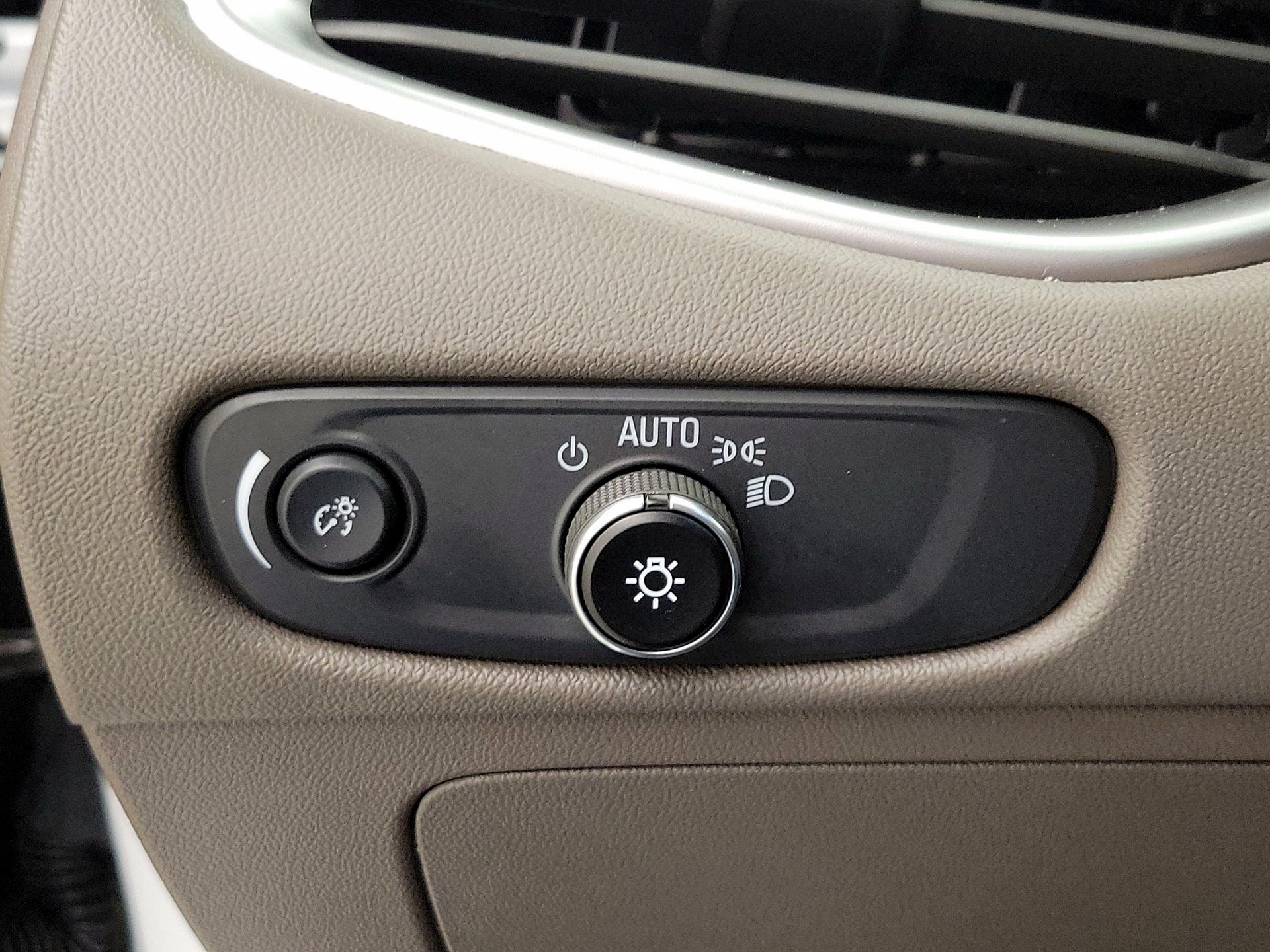 Thumbnail: 2024 Chevrolet Malibu - 13