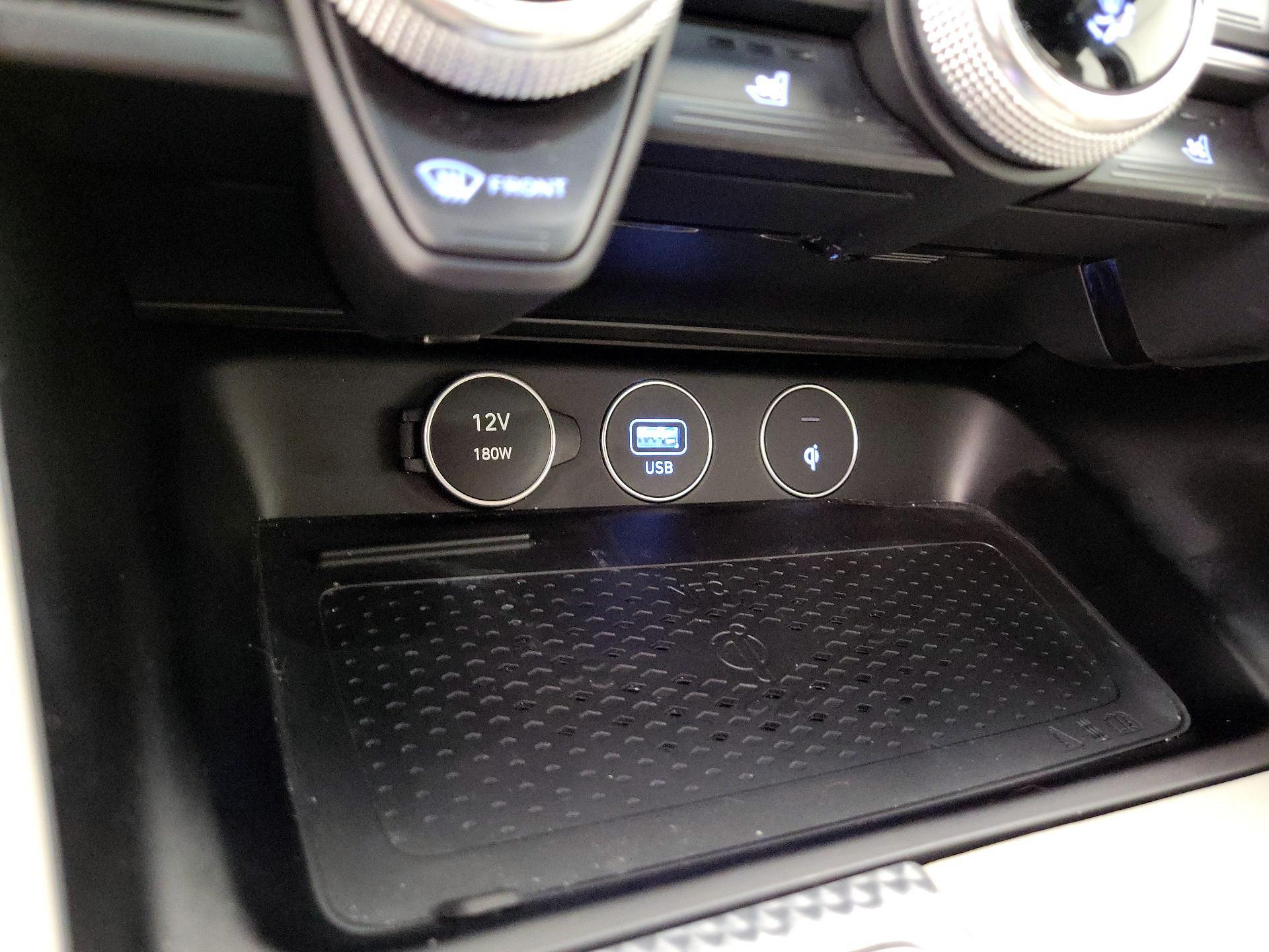 Thumbnail: 2023 Genesis G70 - 19