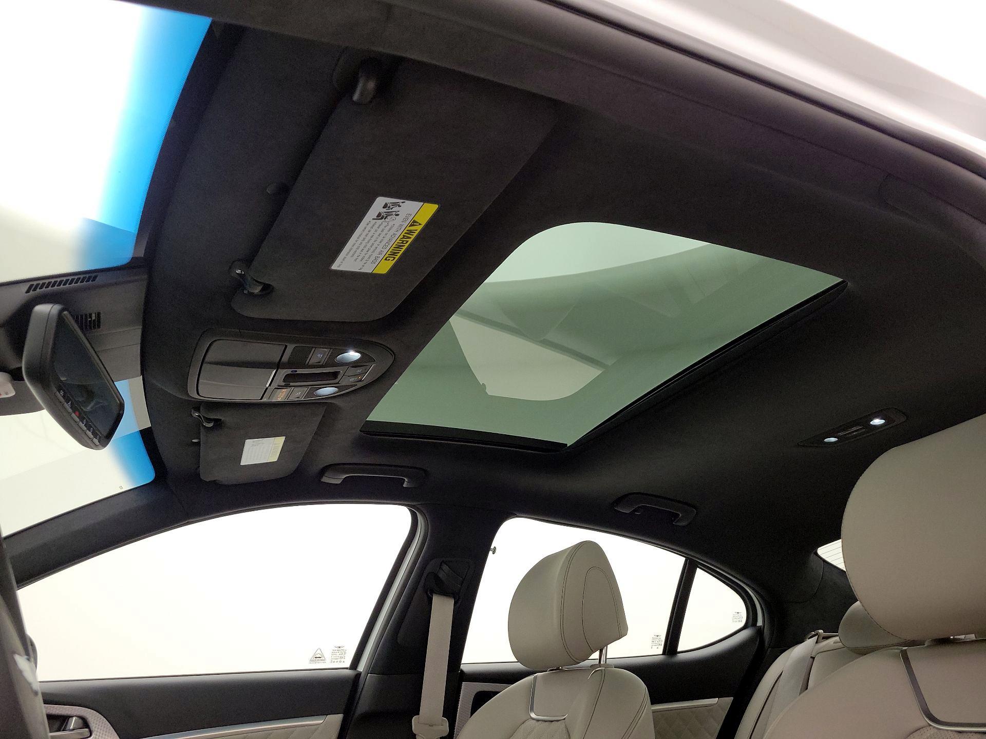 Thumbnail: 2023 Genesis G70 - 20