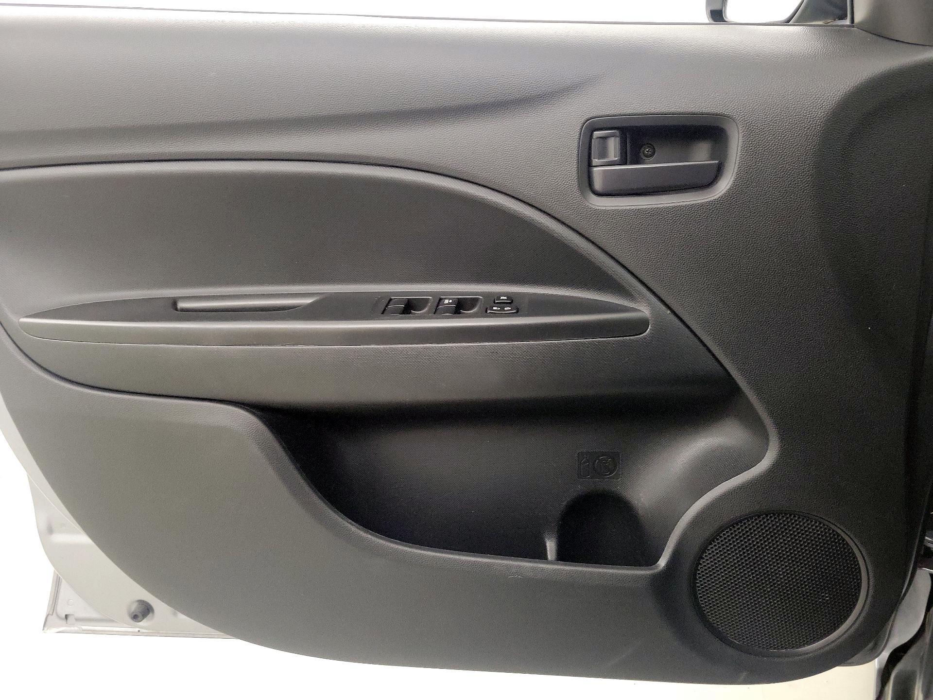 Thumbnail: 2023 Mitsubishi Mirage G4 - 12