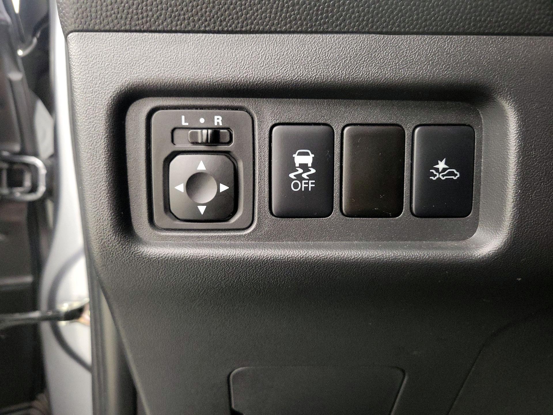 Thumbnail: 2023 Mitsubishi Mirage G4 - 13