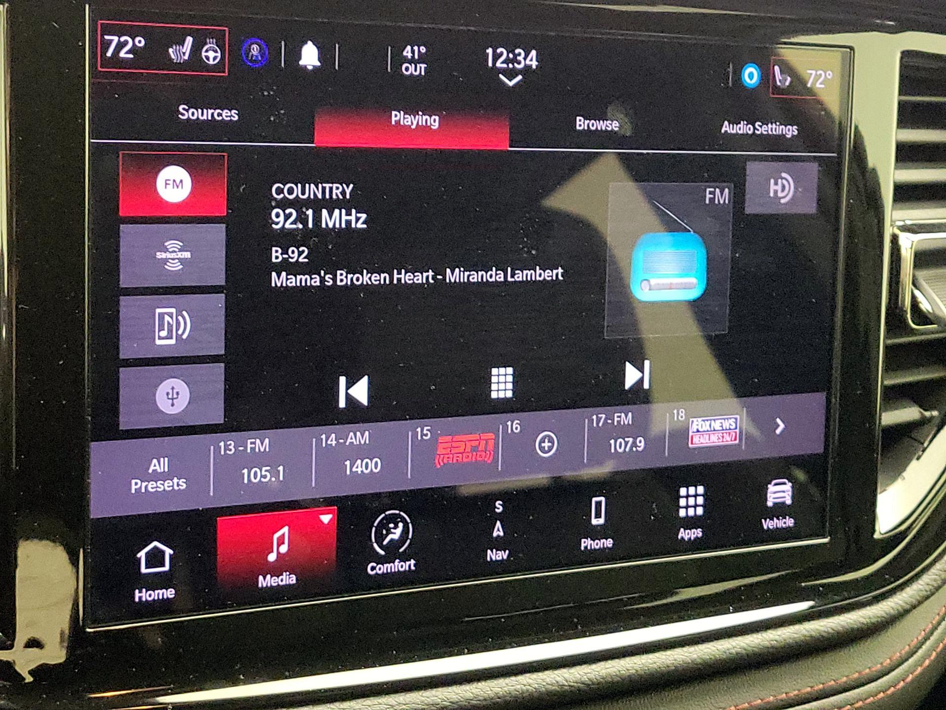 Thumbnail: 2022 Dodge Durango - 16